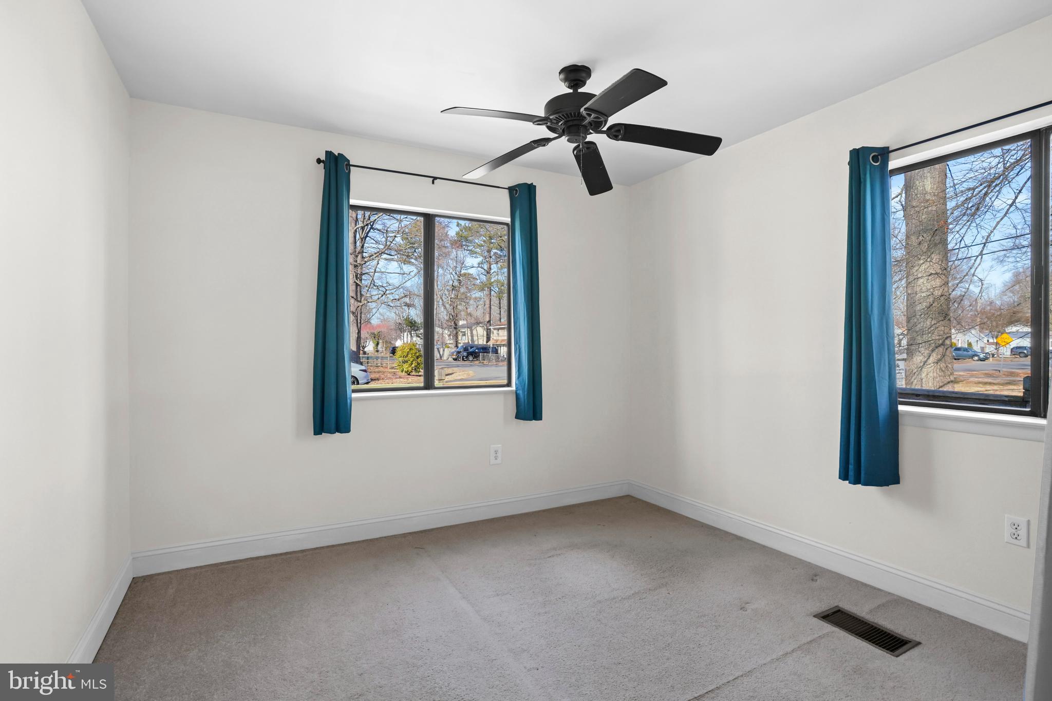 FRANKLIN MANOR - Residential