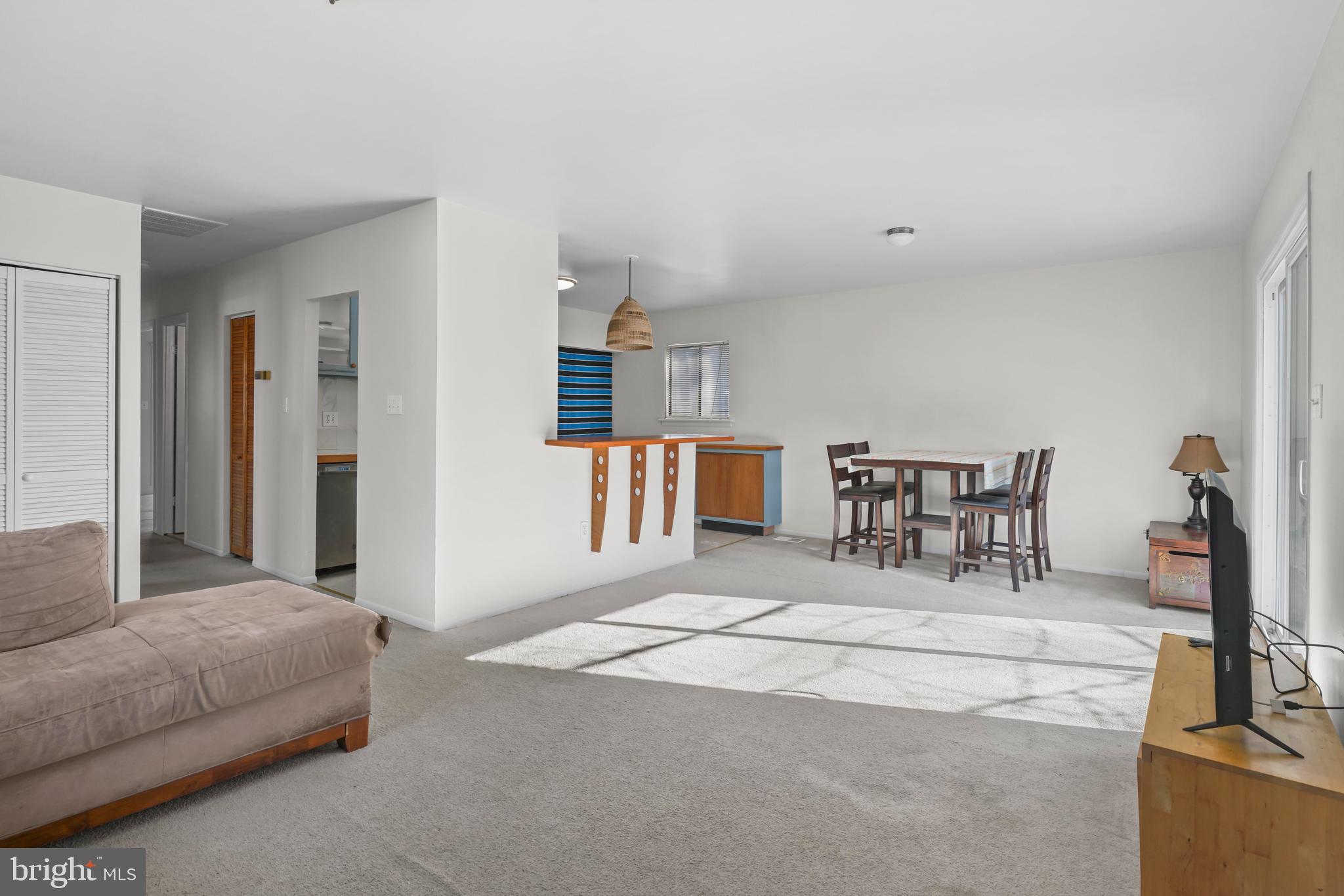 FRANKLIN MANOR - Residential