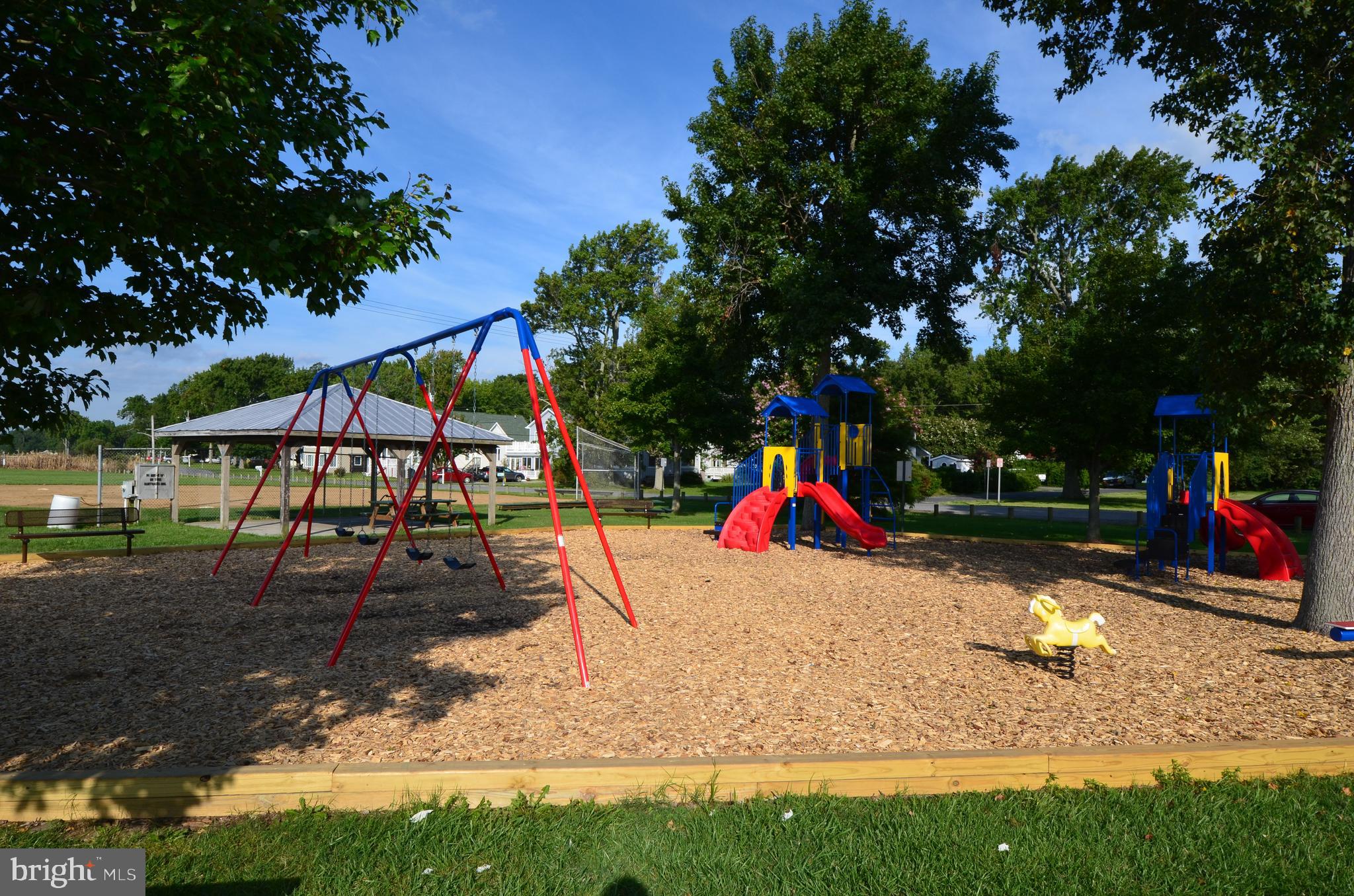 FRANKLIN MANOR - Residential