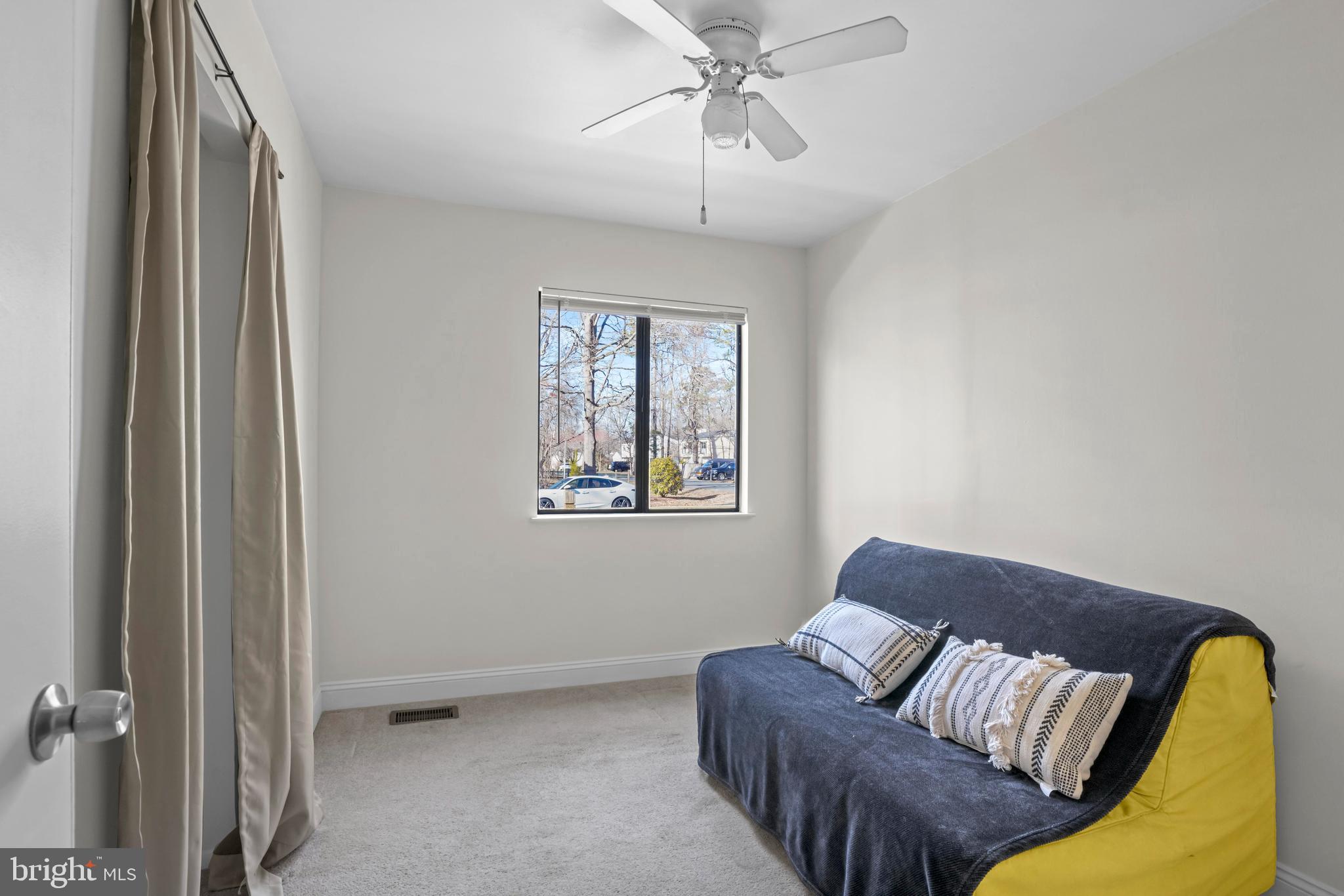 FRANKLIN MANOR - Residential