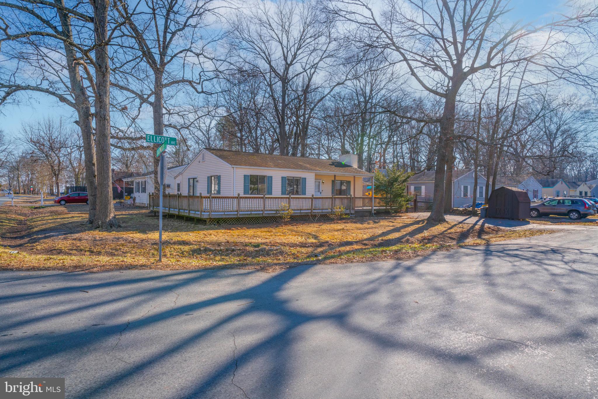 FRANKLIN MANOR - Residential