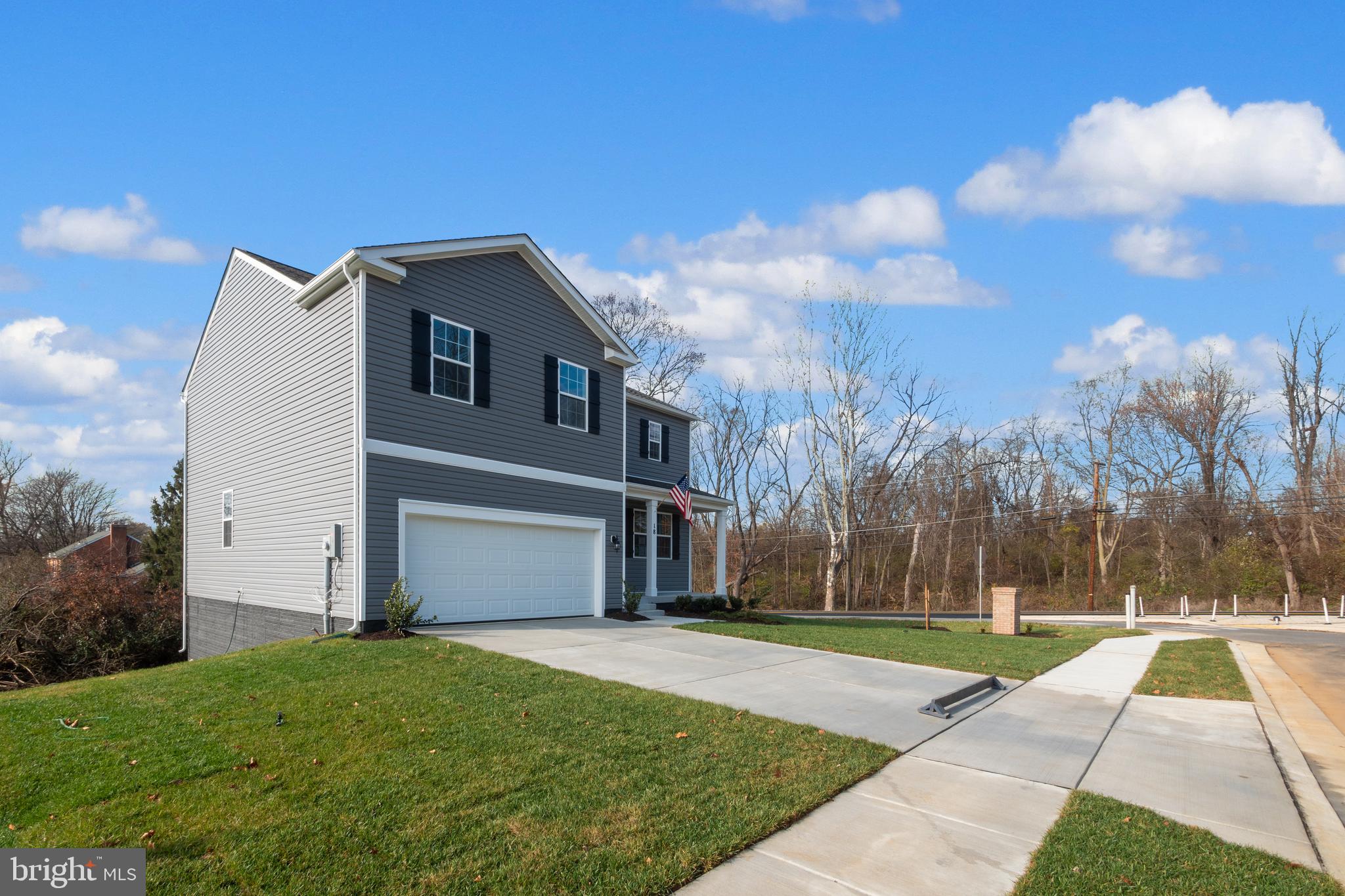 1006 BUNCH BERRY DRIVE