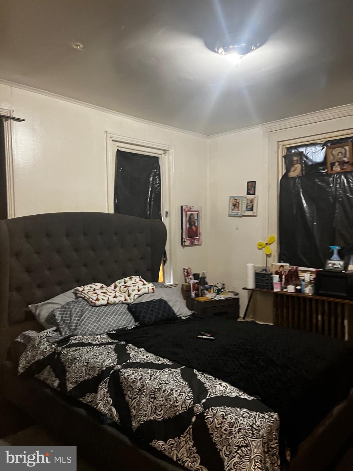 KENSINGTON - Residential Income