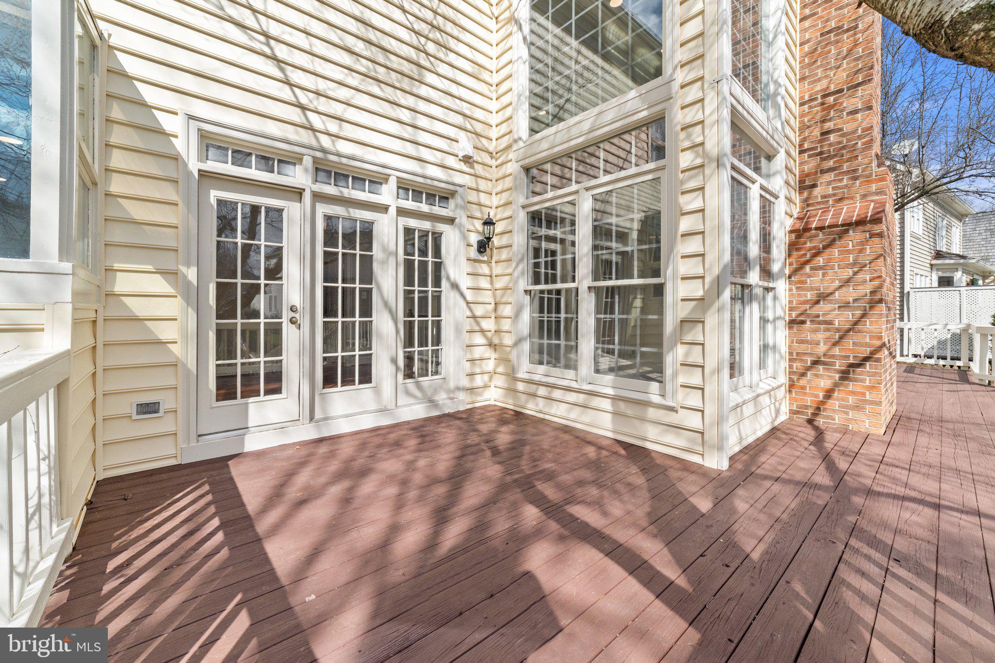 WOODLEA MANOR - Residential