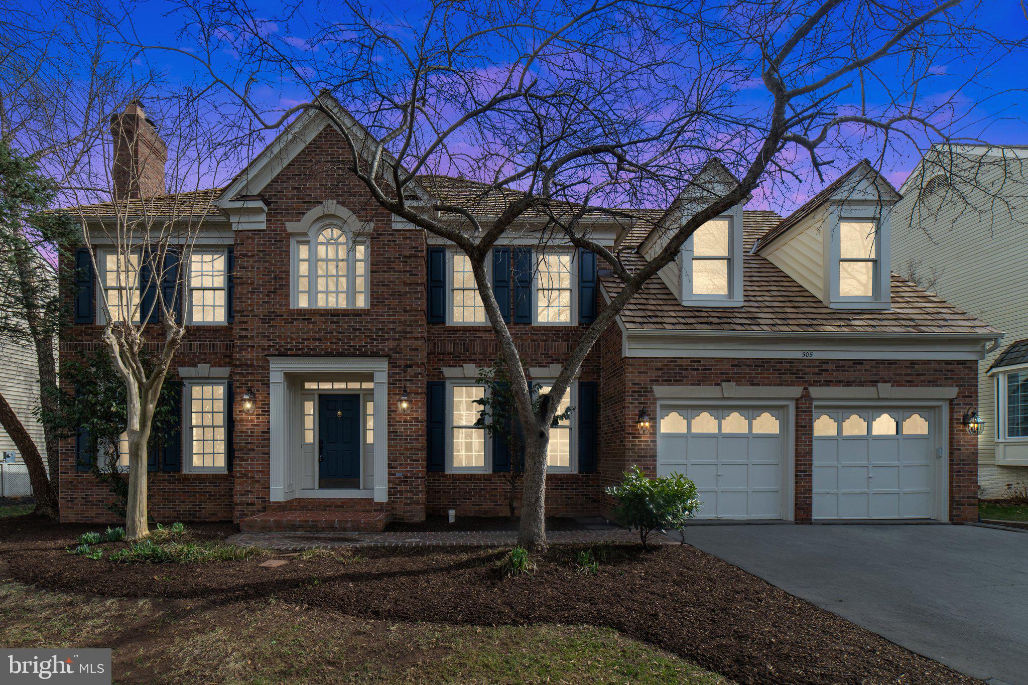 WOODLEA MANOR - Residential