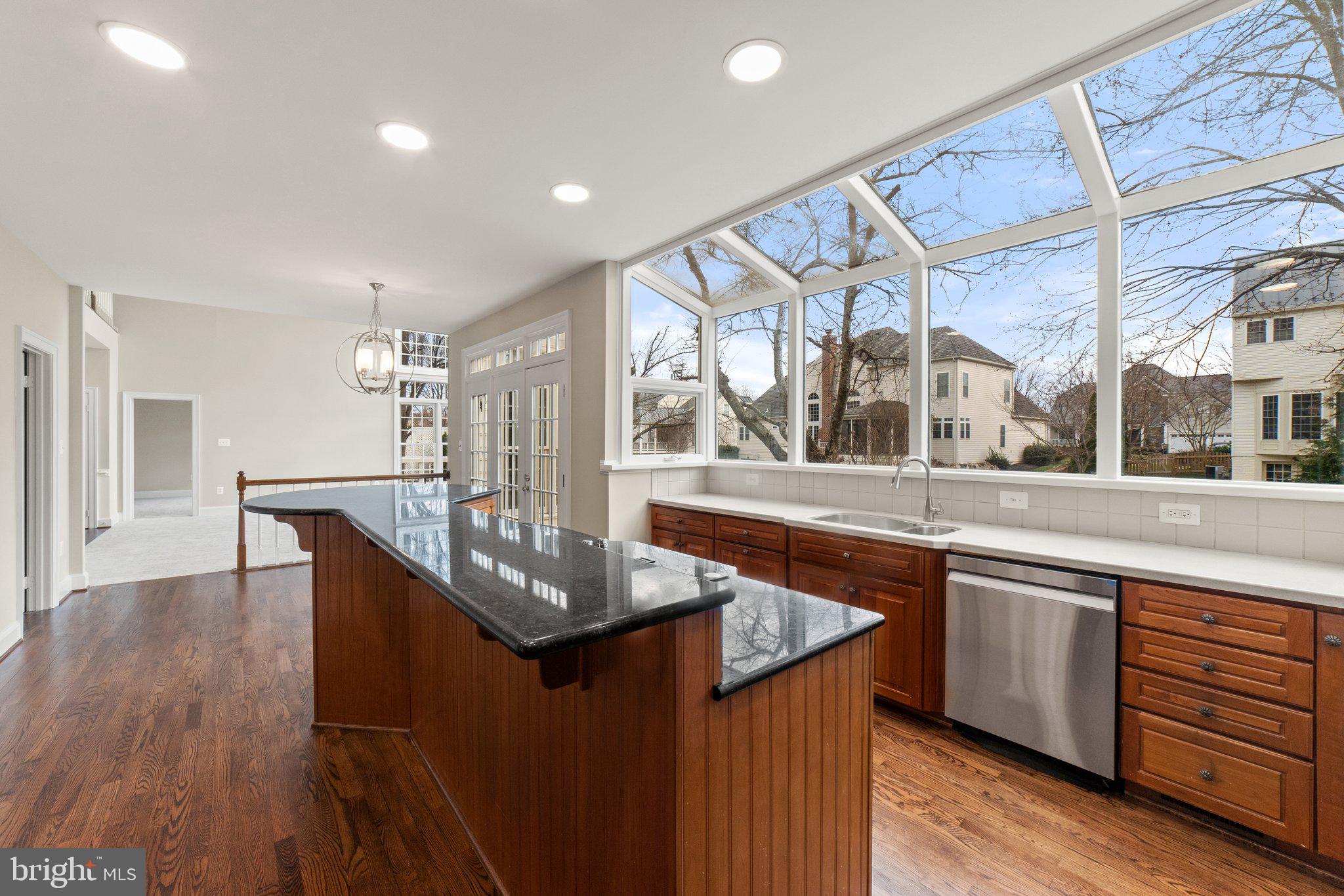 WOODLEA MANOR - Residential