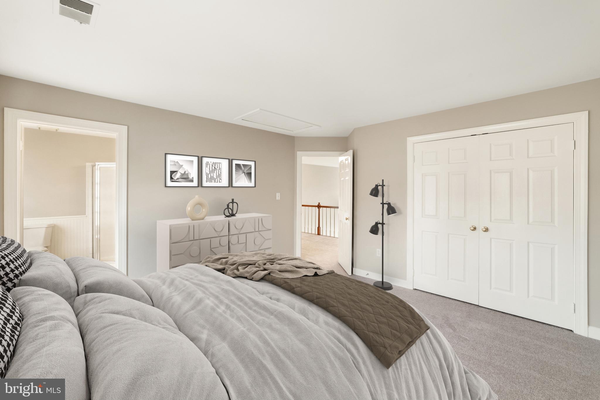 WOODLEA MANOR - Residential