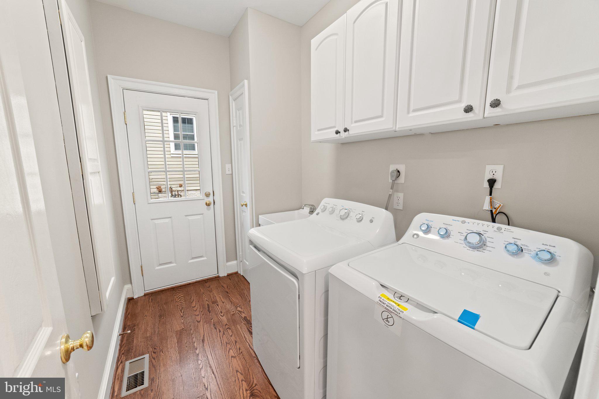 WOODLEA MANOR - Residential