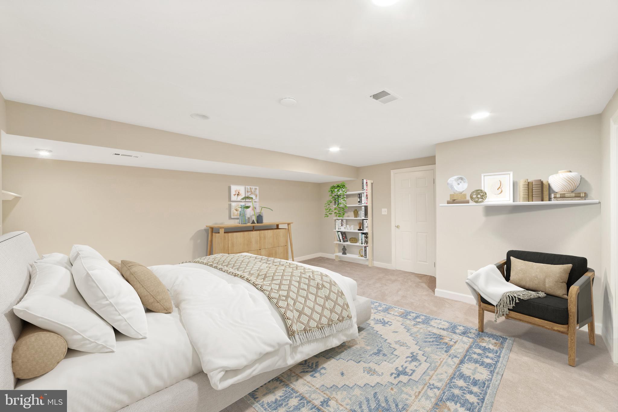 WOODLEA MANOR - Residential