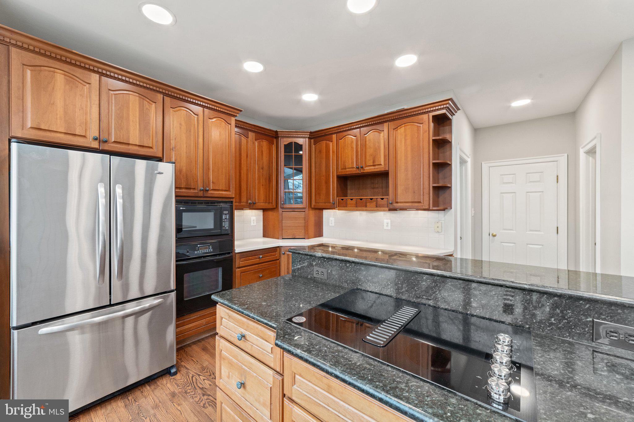 WOODLEA MANOR - Residential