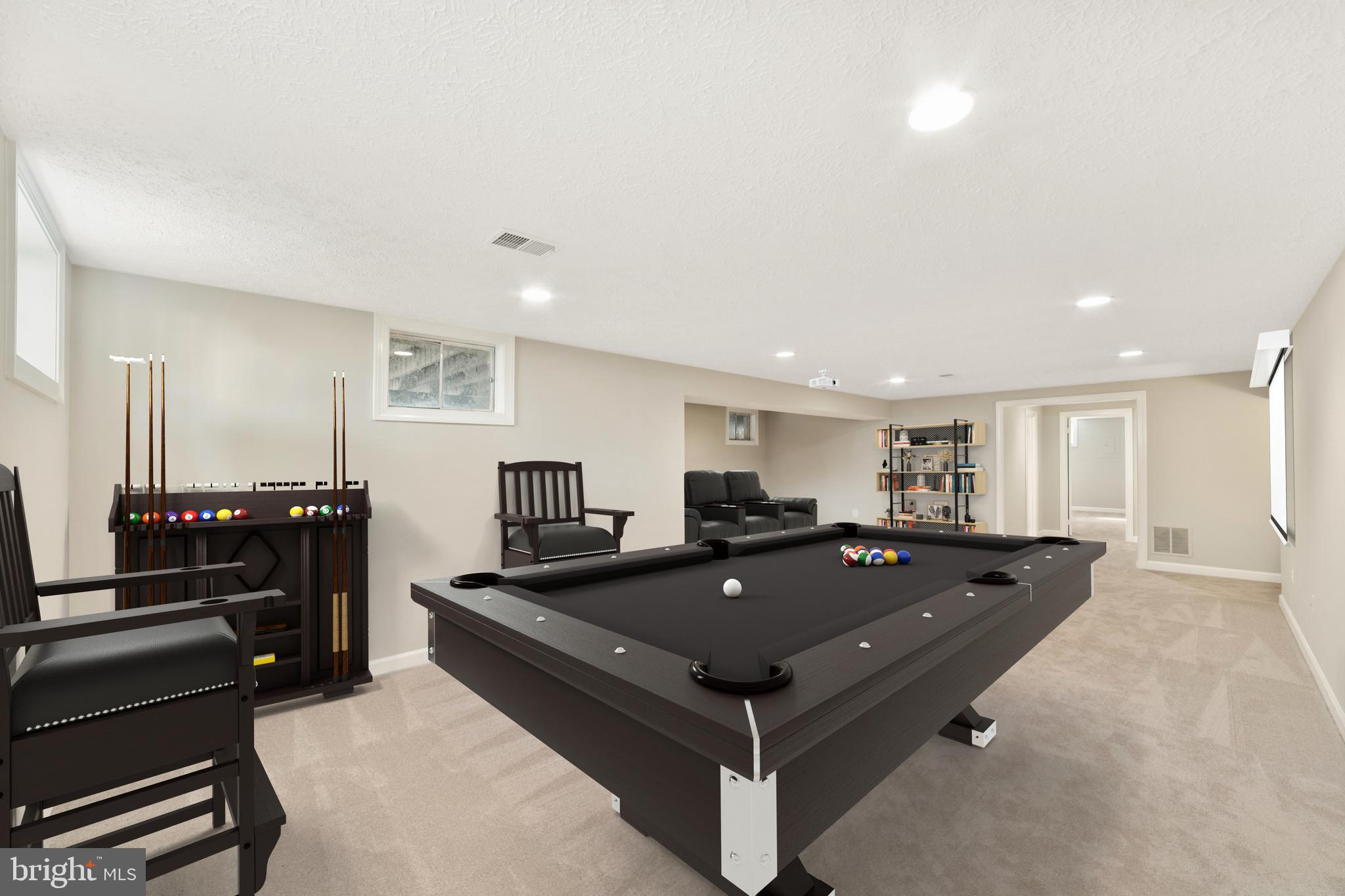 WOODLEA MANOR - Residential