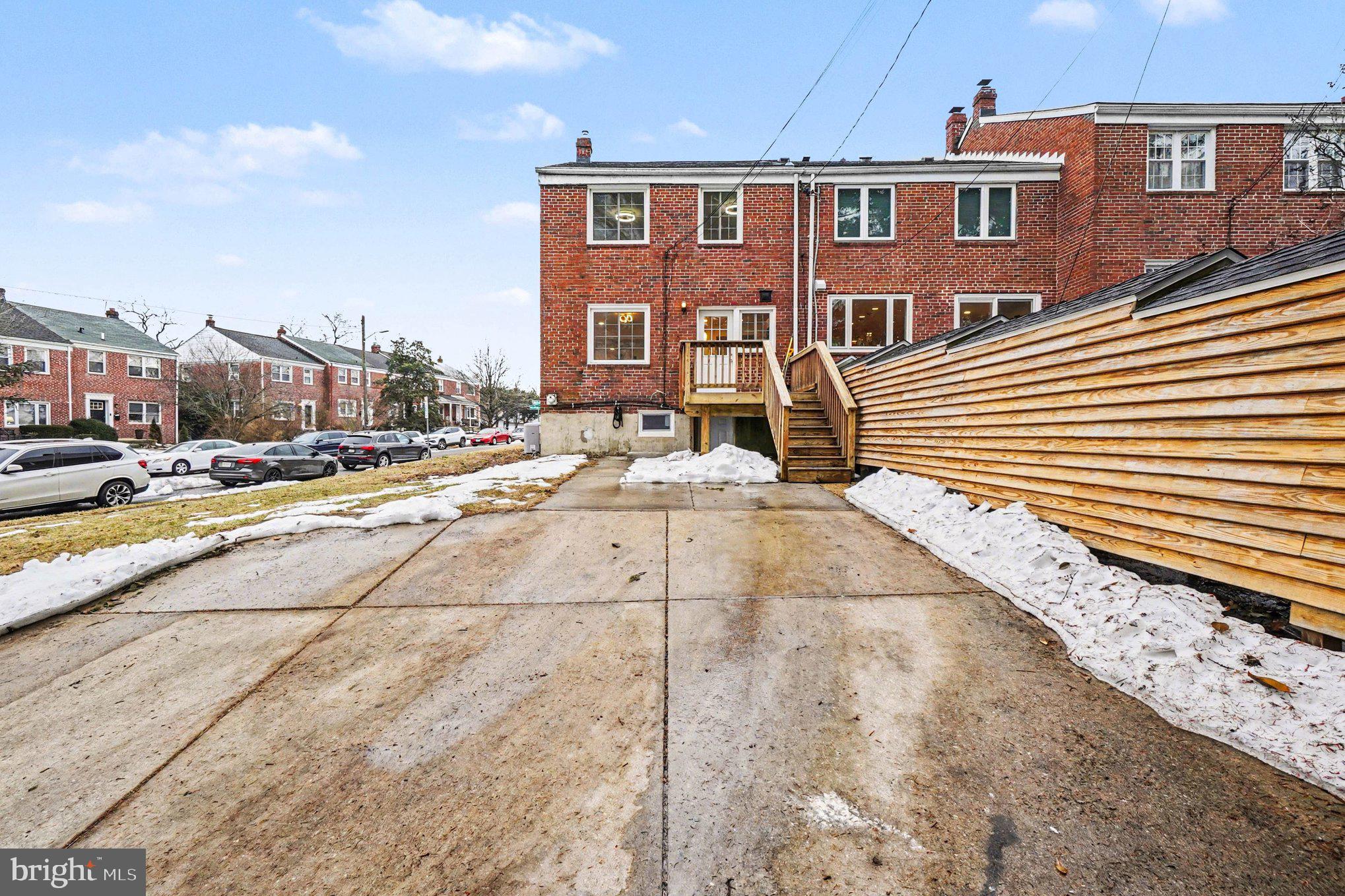 TOWSON - Residential