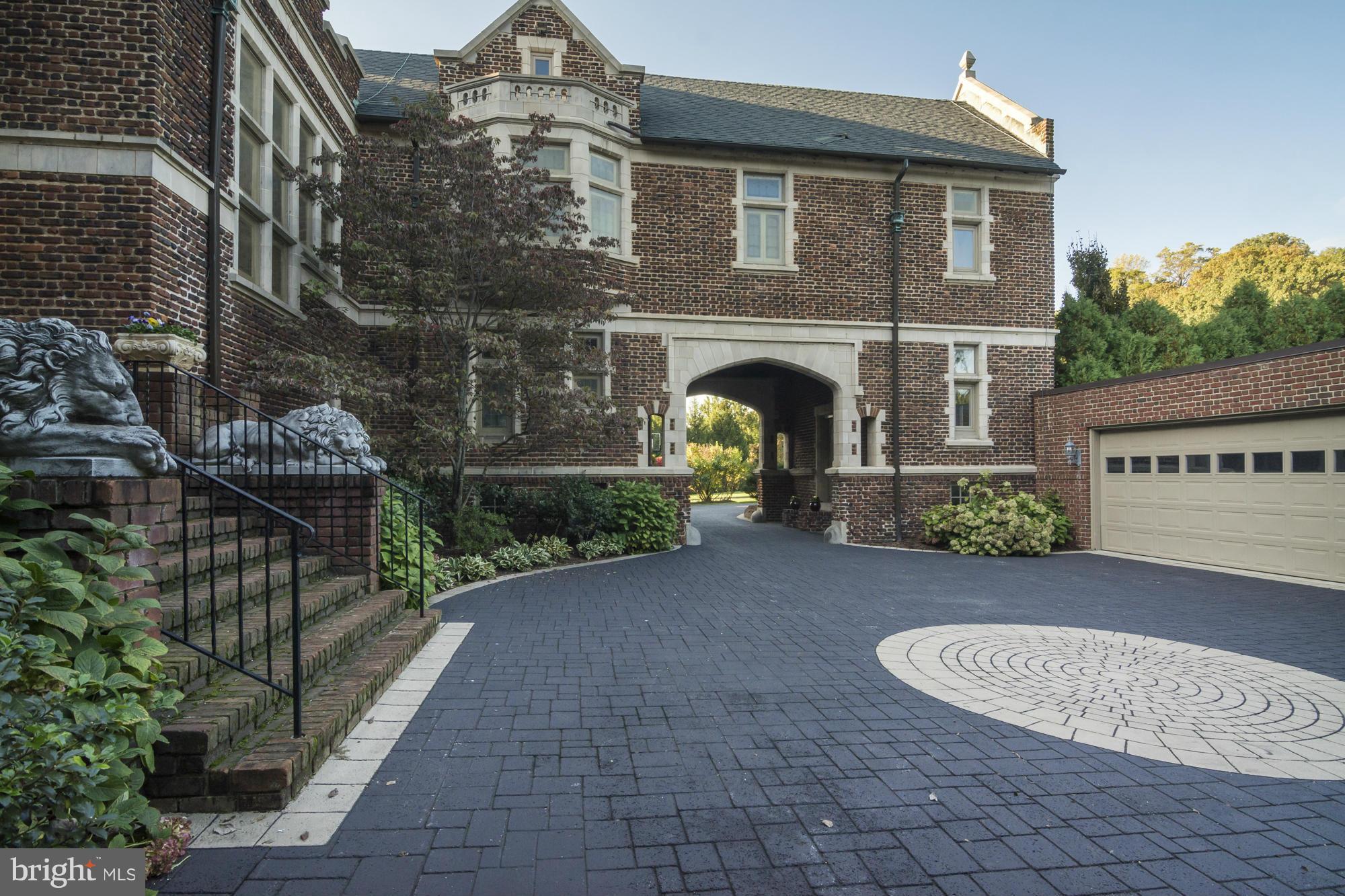 RUGBY HALL - Residential