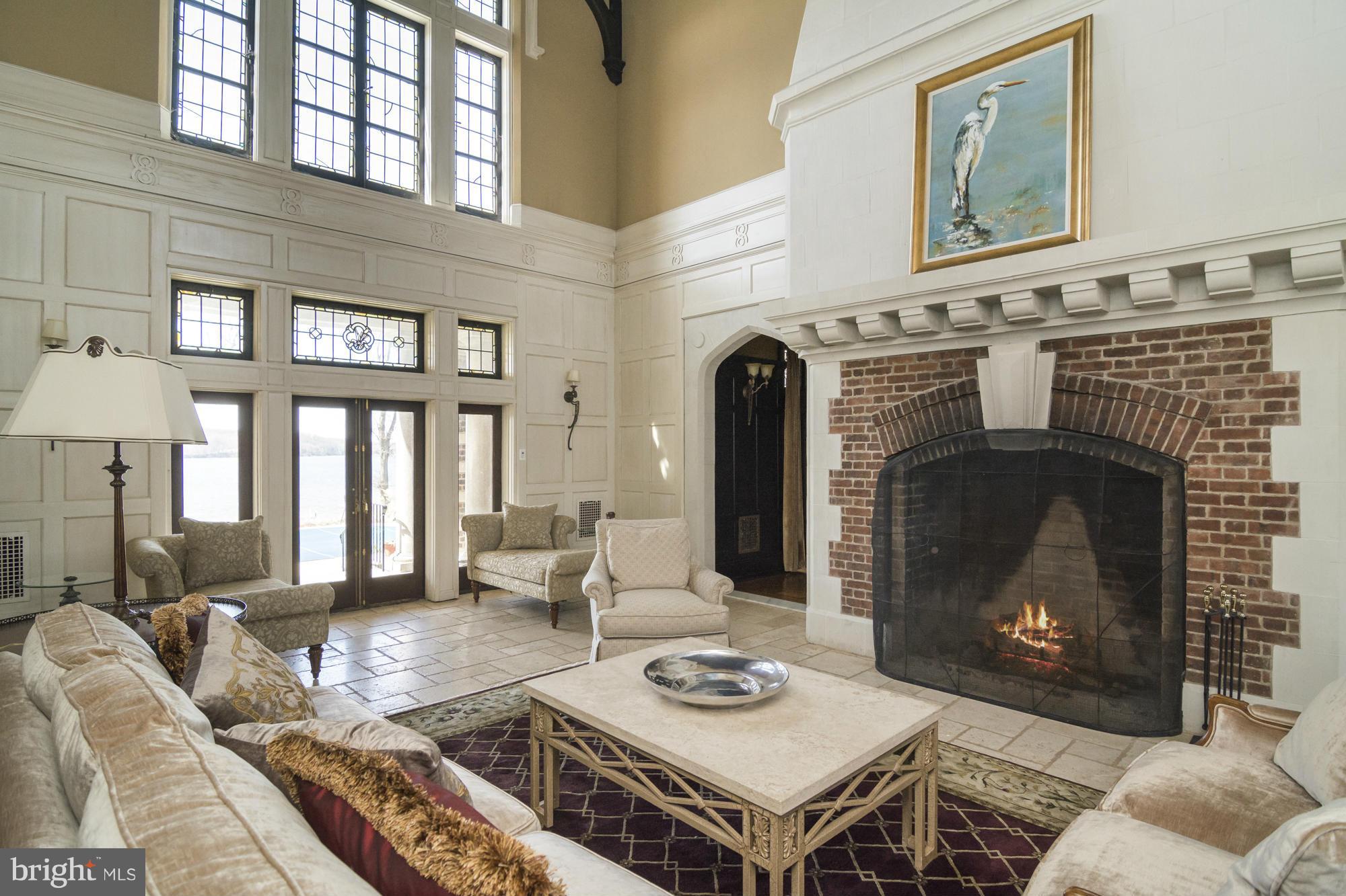 RUGBY HALL - Residential