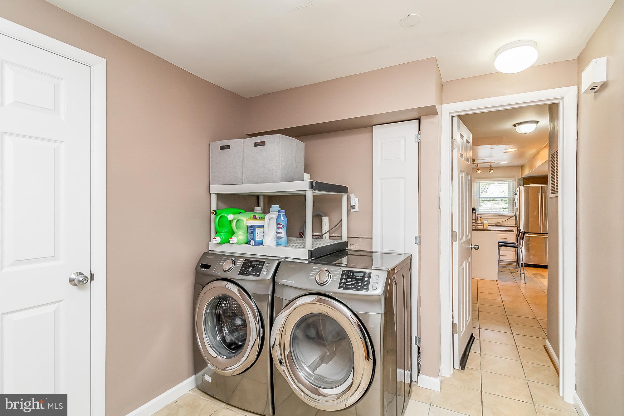 MAPLE RIDGE - Residential