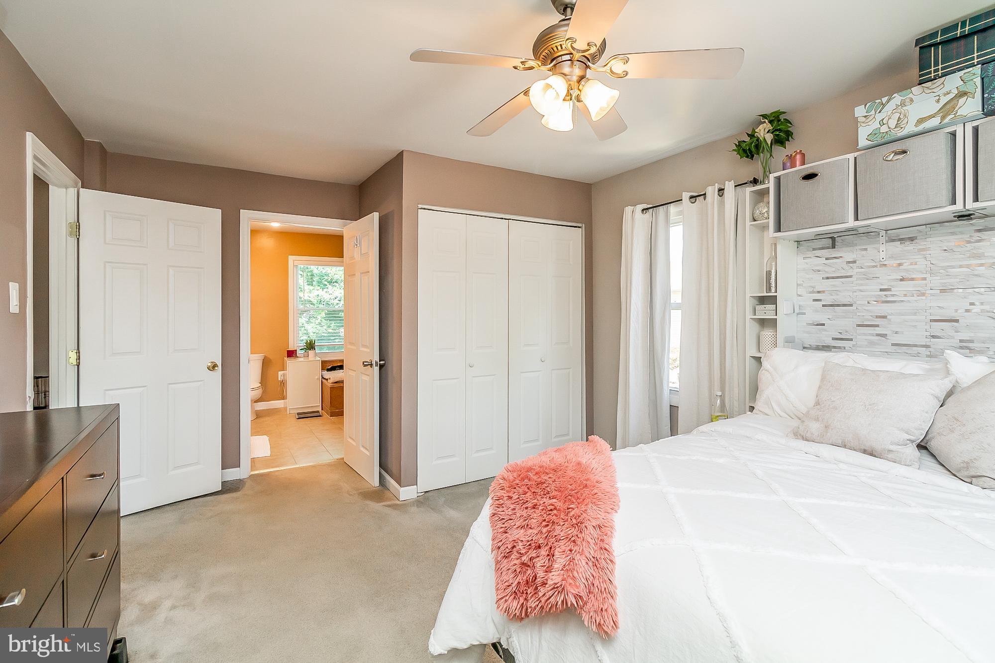 MAPLE RIDGE - Residential