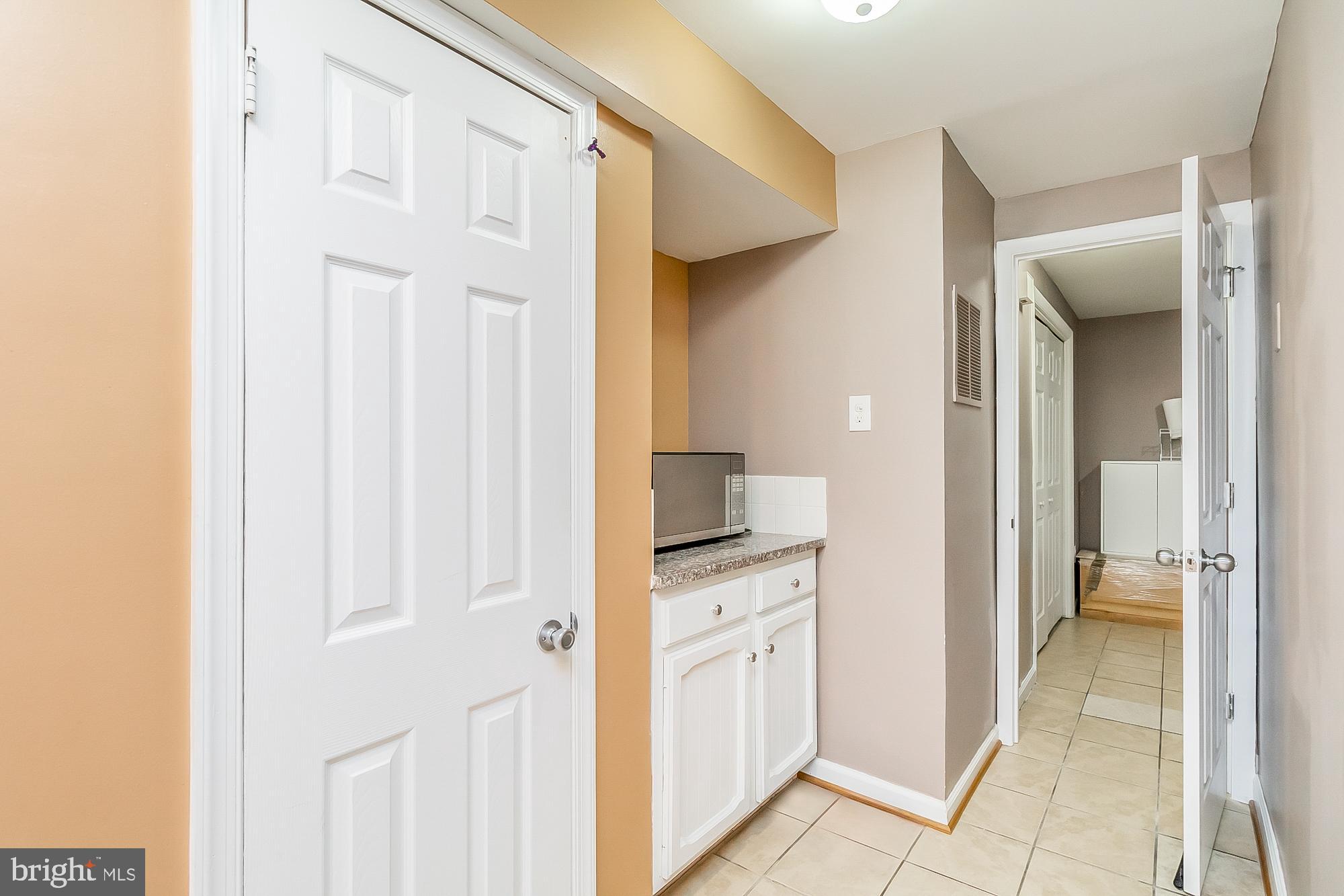 MAPLE RIDGE - Residential