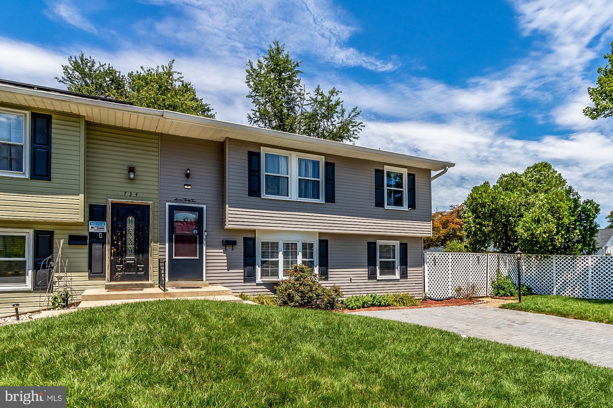 MAPLE RIDGE - Residential