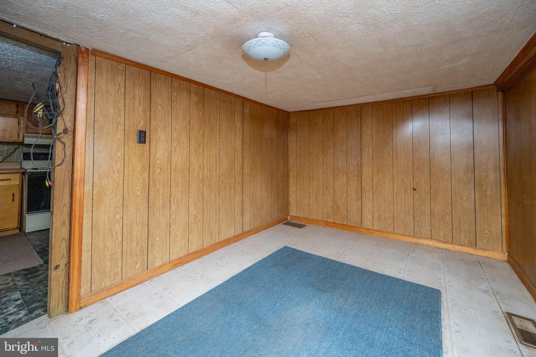 OAKLAND - Residential