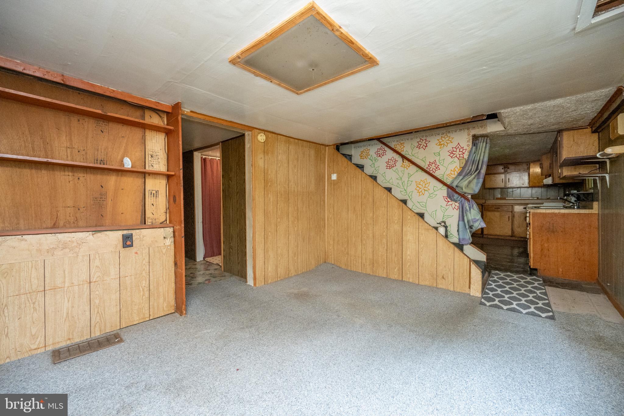 OAKLAND - Residential