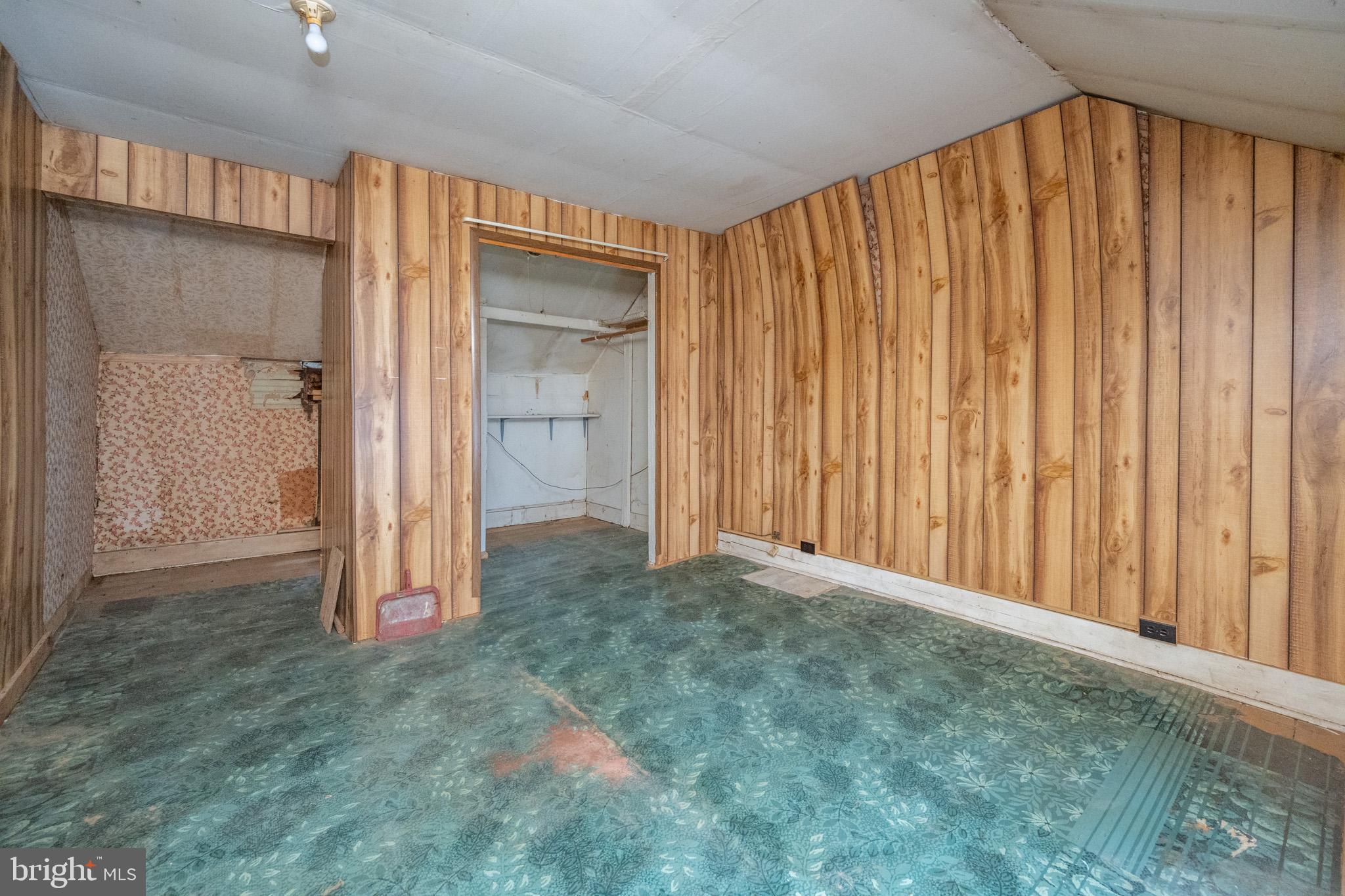 OAKLAND - Residential