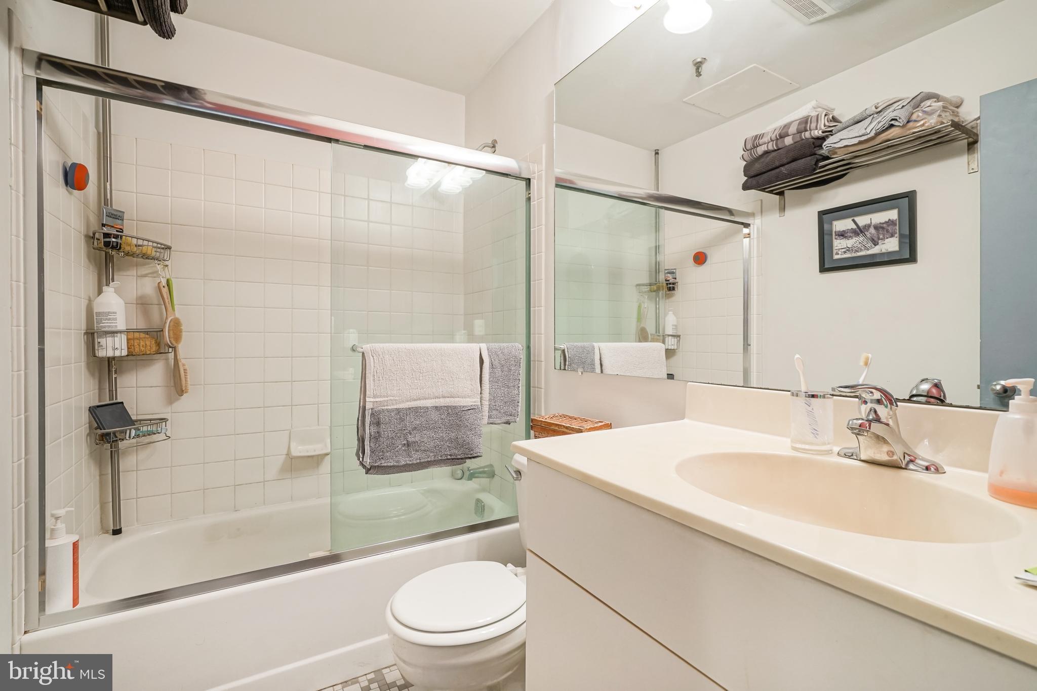 OLD CITY - Residential