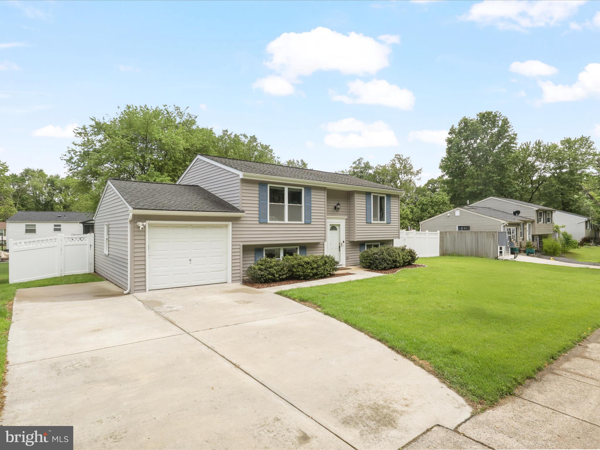 7313 HUSKY LANE