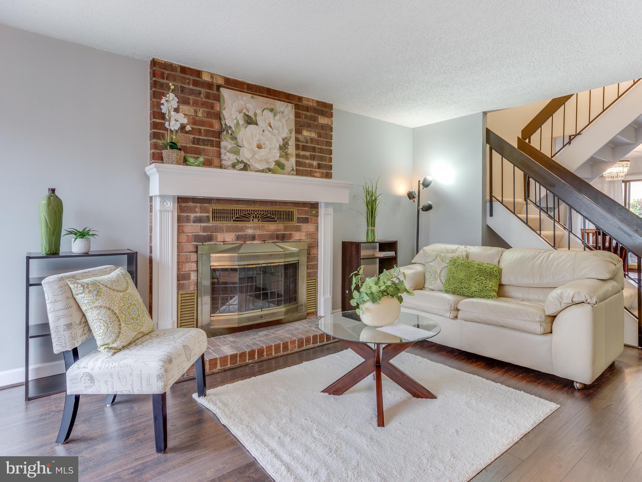 RESTON - Residential