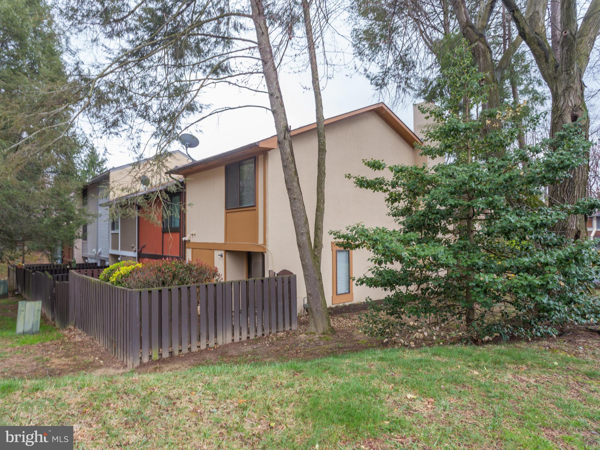 RESTON - Residential