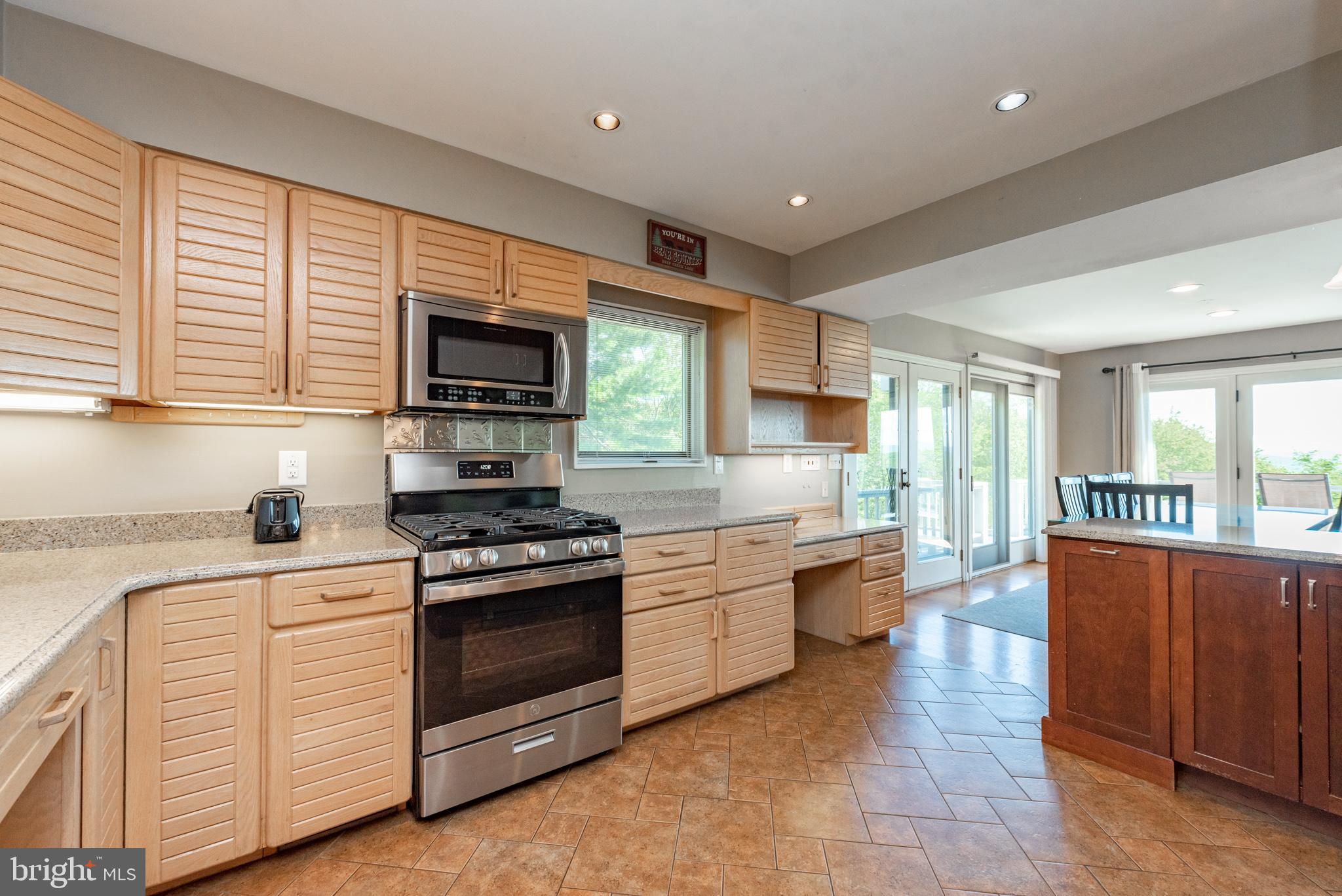 PARADISE RIDGE - Residential