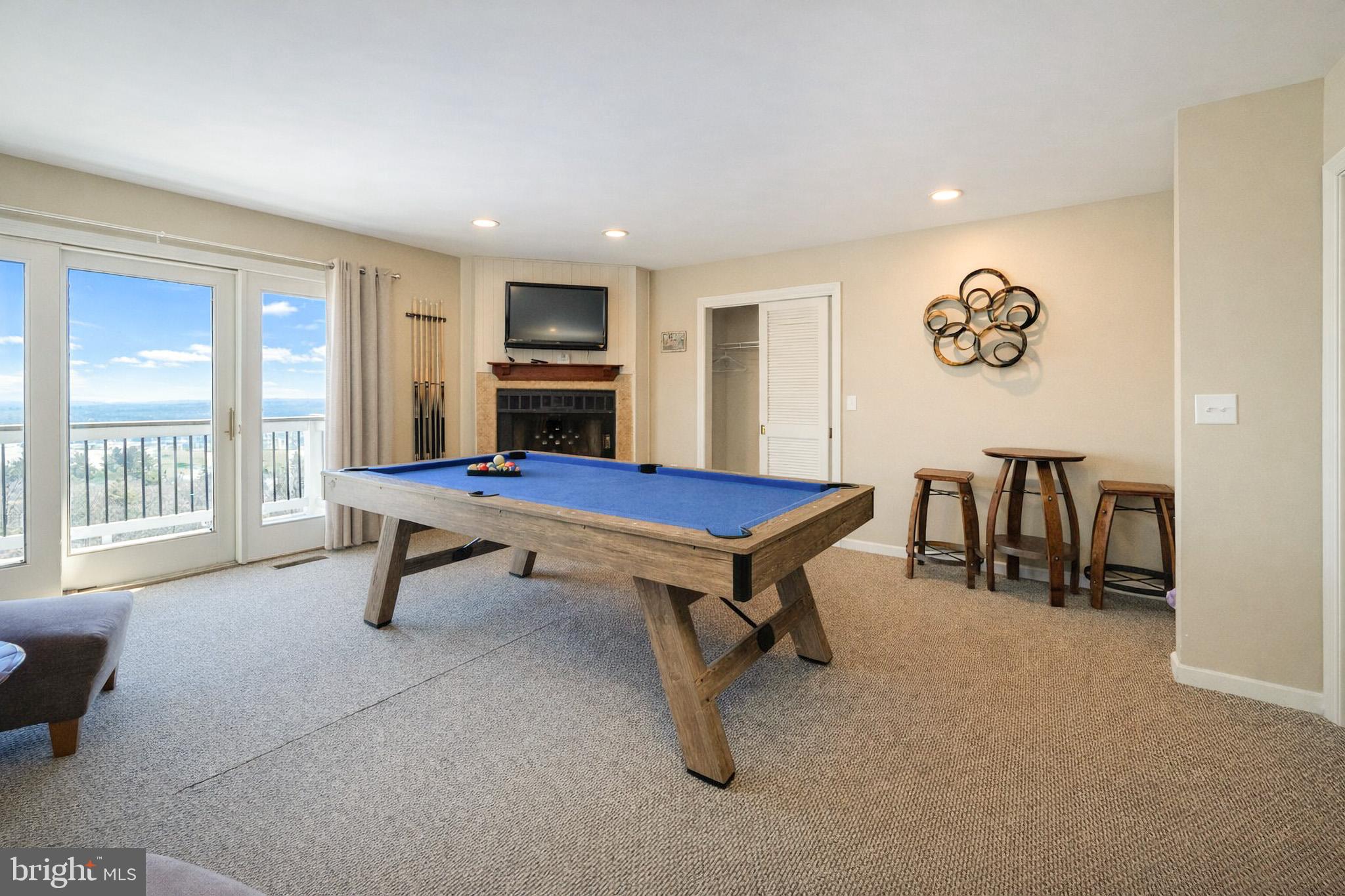 PARADISE RIDGE - Residential