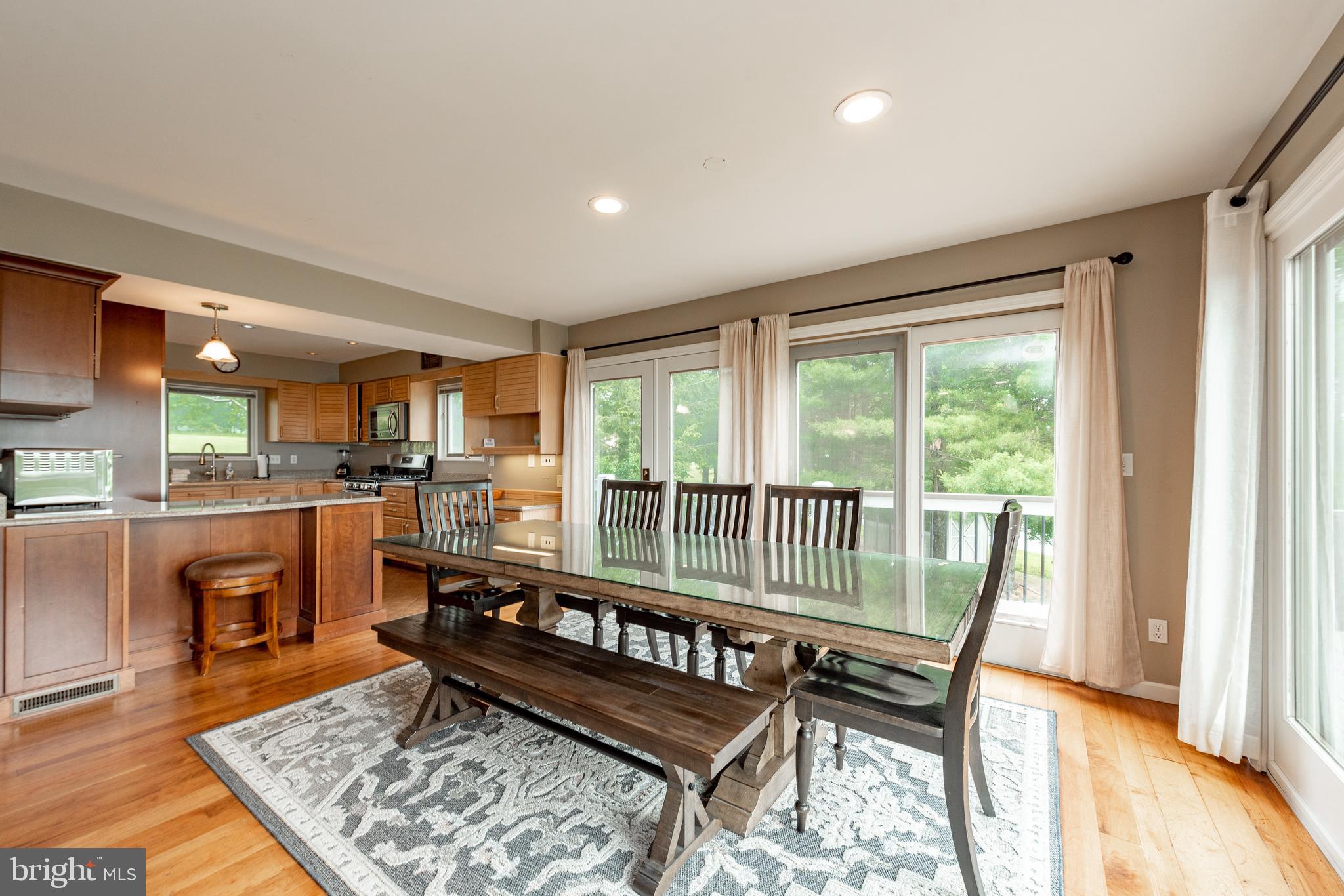 PARADISE RIDGE - Residential