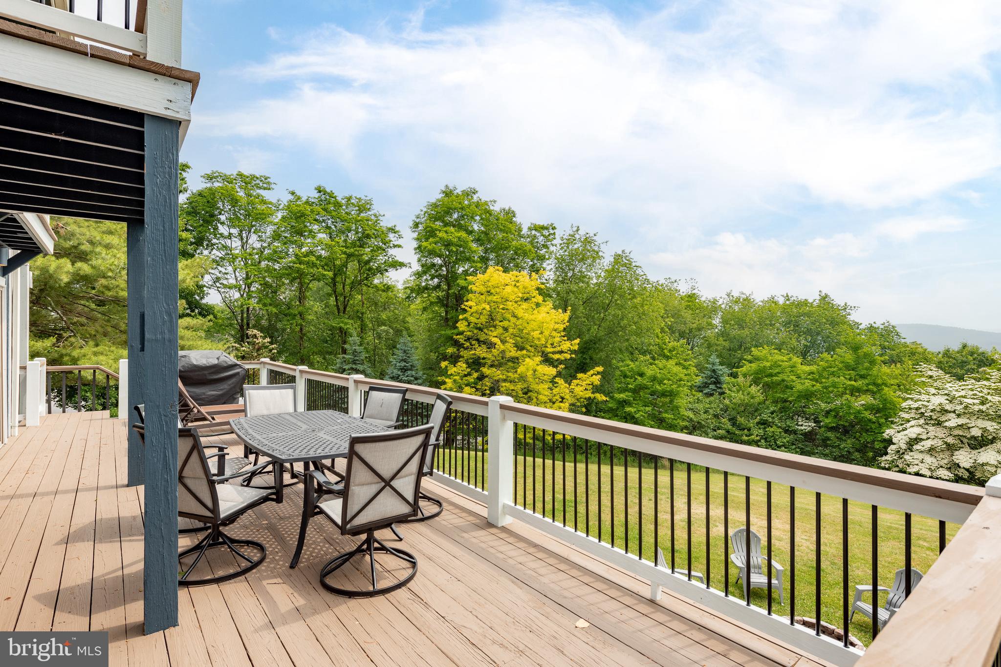 PARADISE RIDGE - Residential