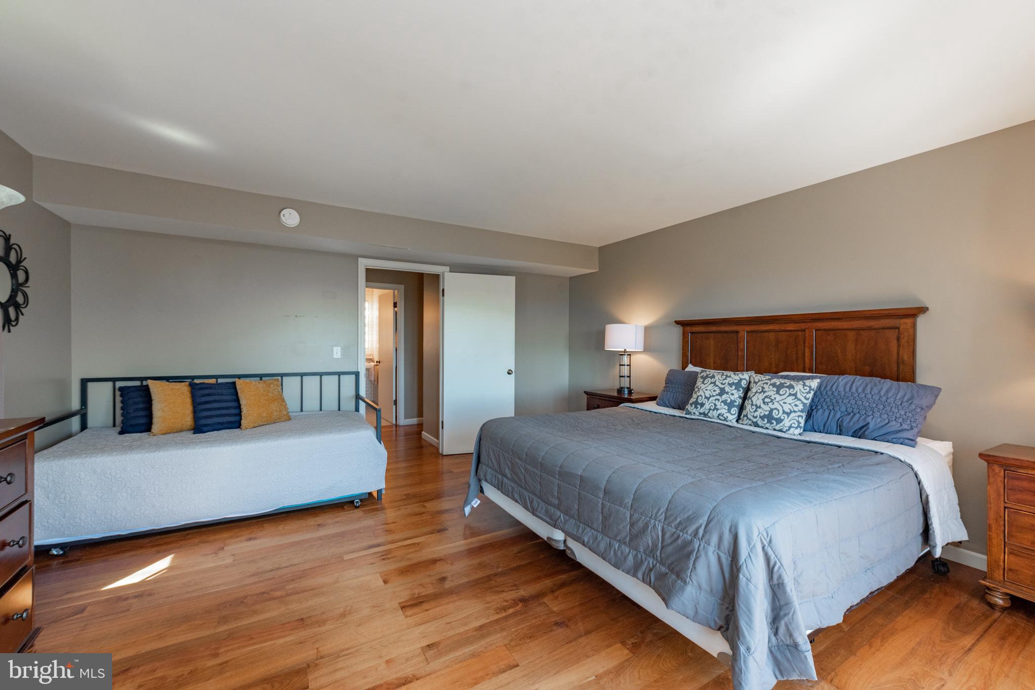 PARADISE RIDGE - Residential