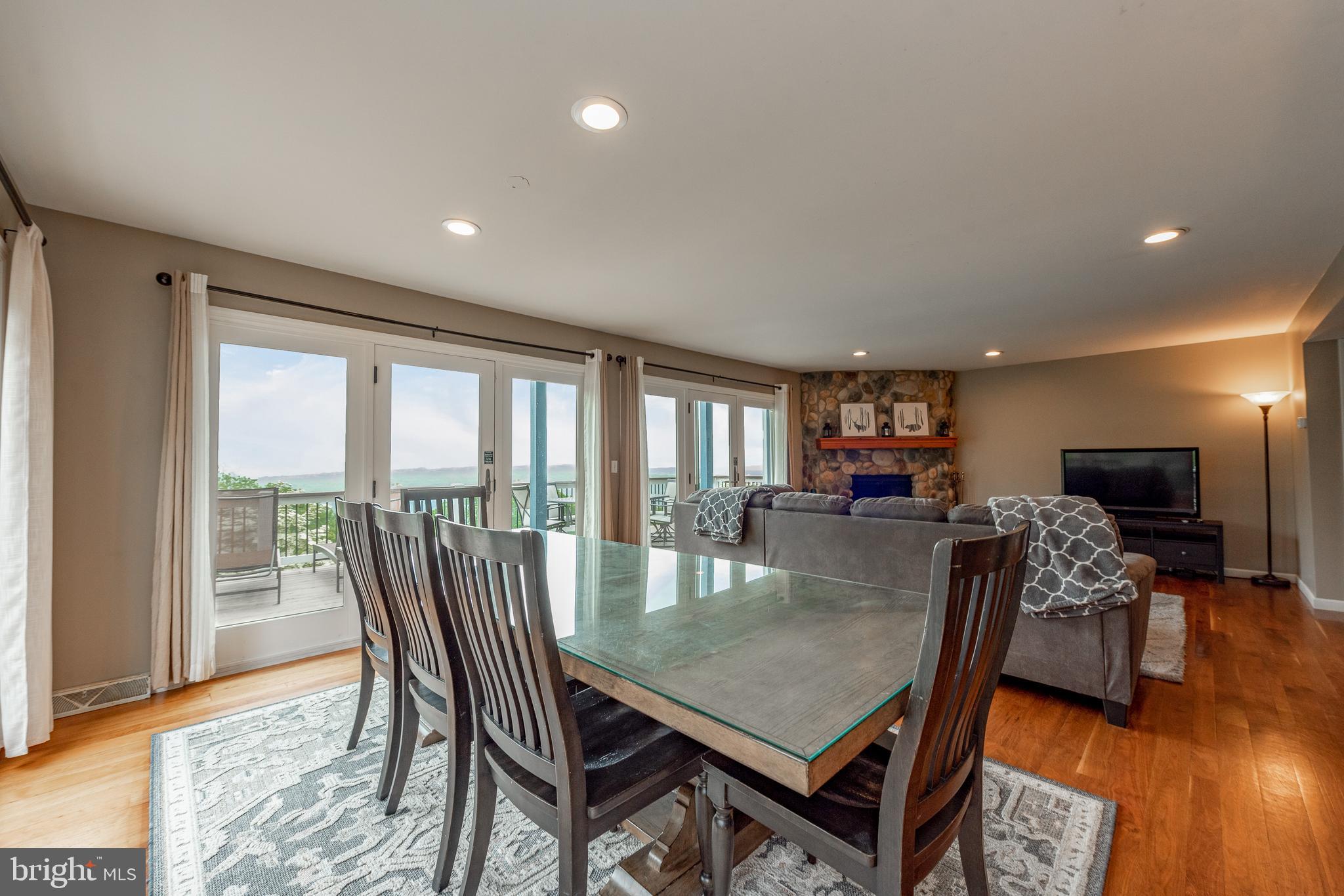 PARADISE RIDGE - Residential