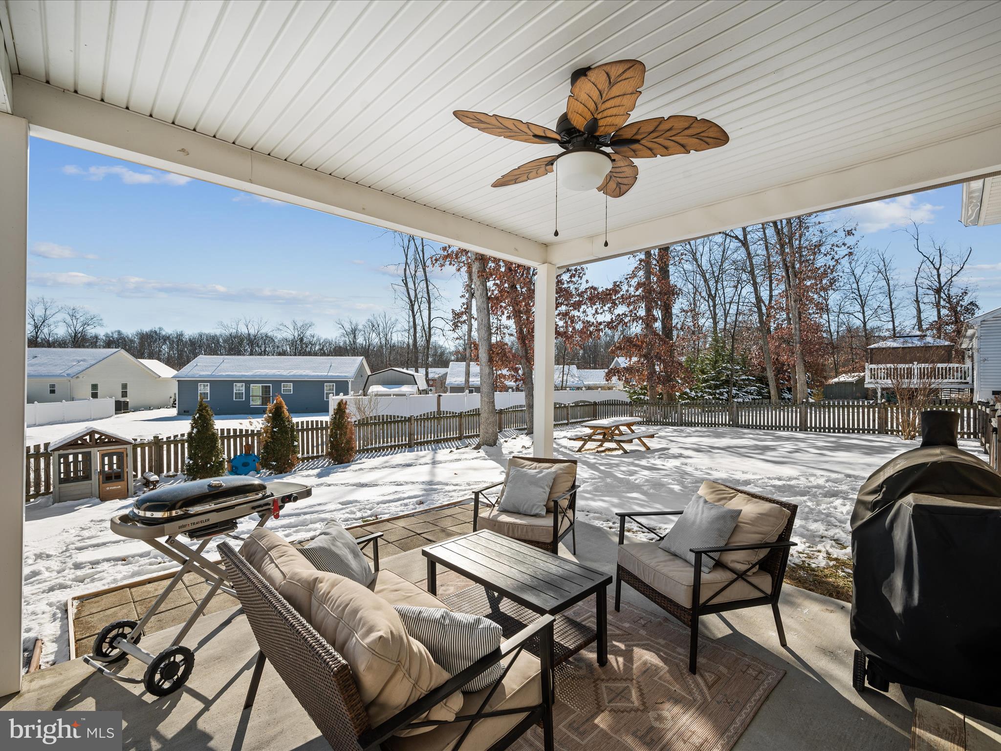 MIDDLE CREEK MANOR - Residential