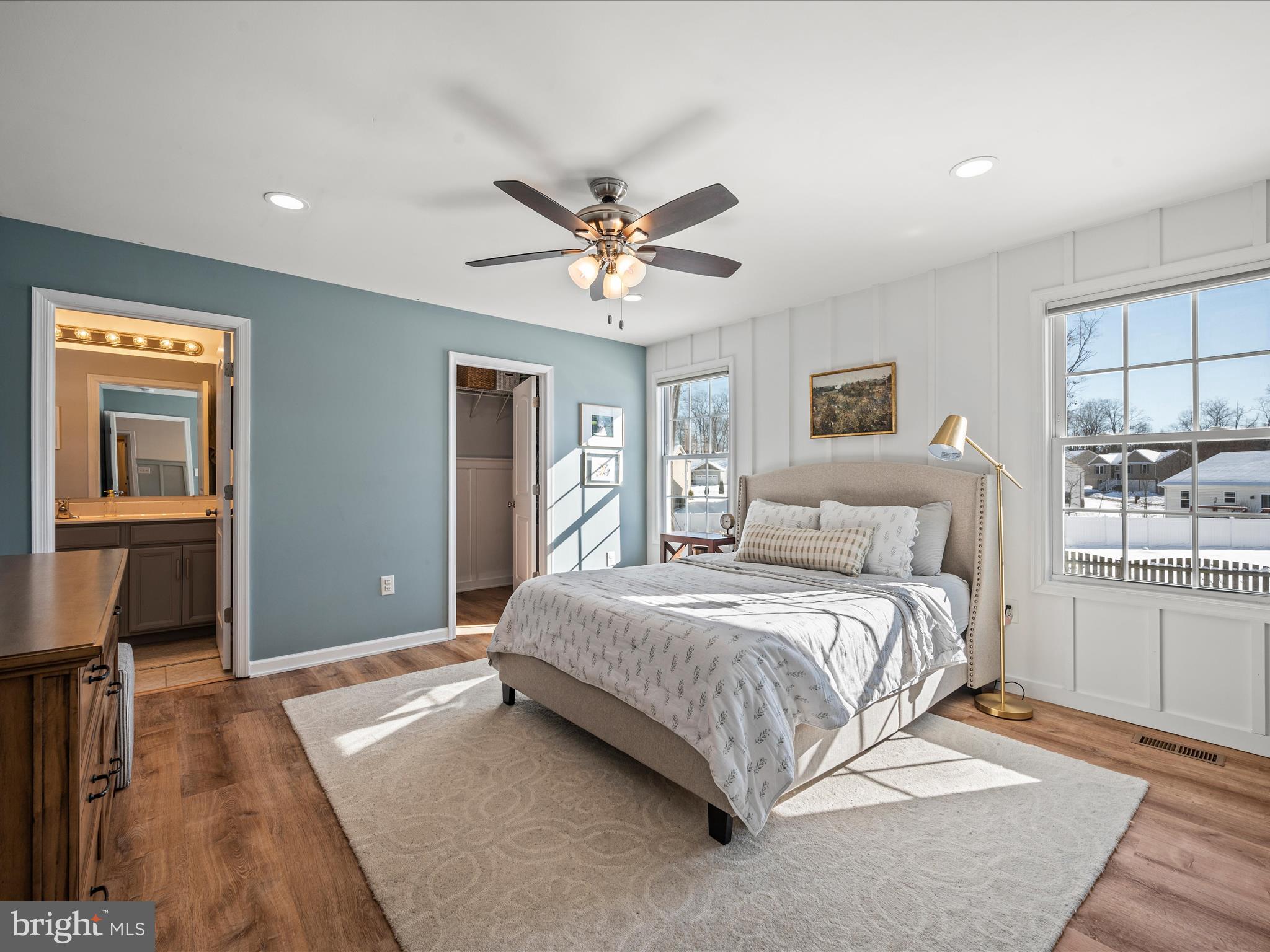 MIDDLE CREEK MANOR - Residential