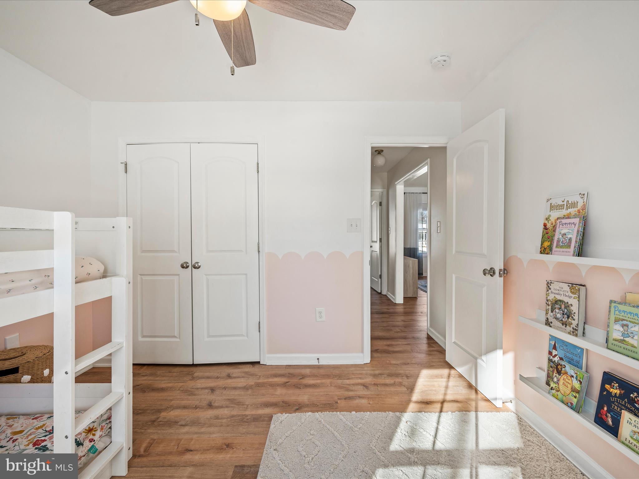 MIDDLE CREEK MANOR - Residential