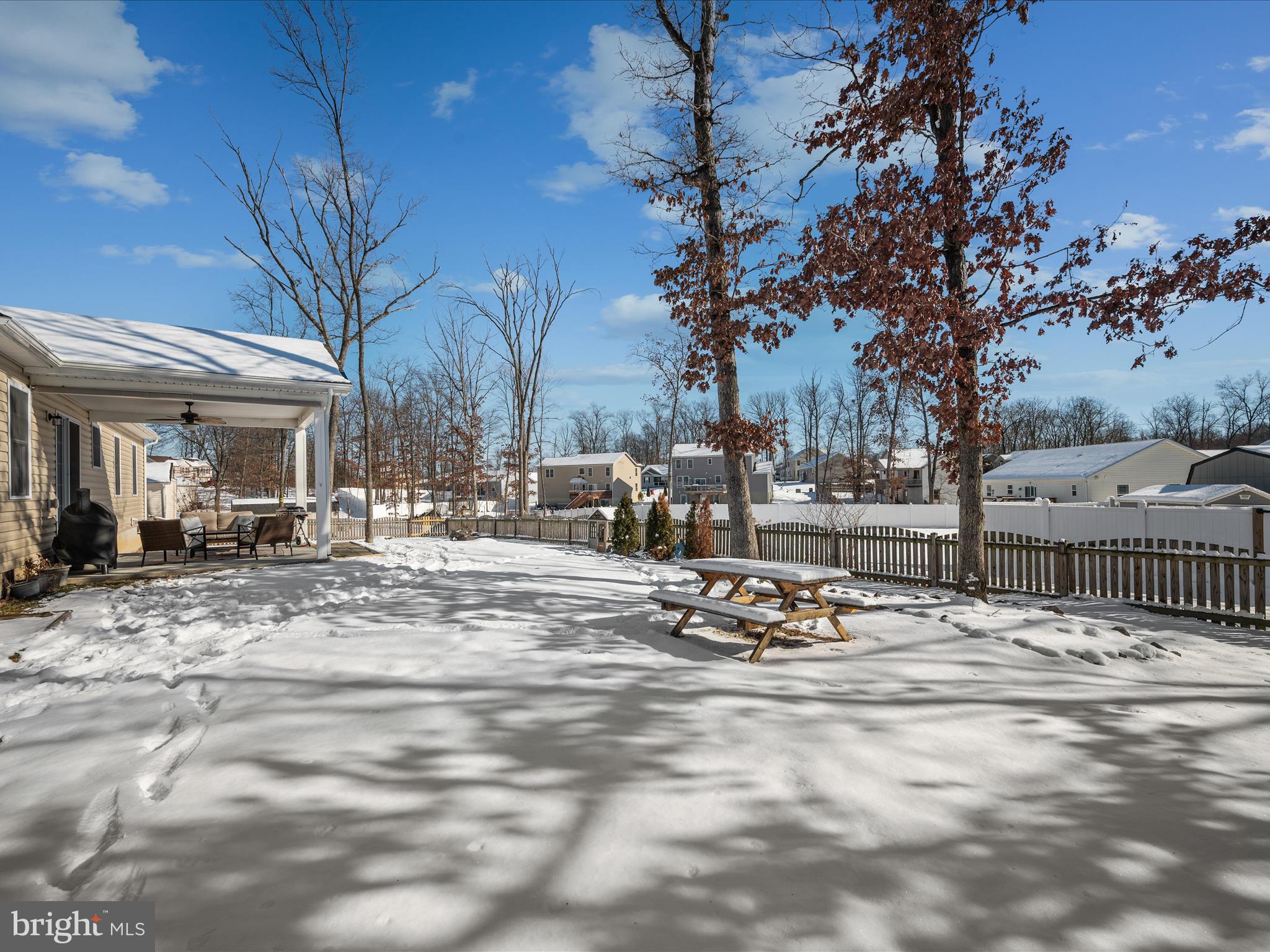 MIDDLE CREEK MANOR - Residential