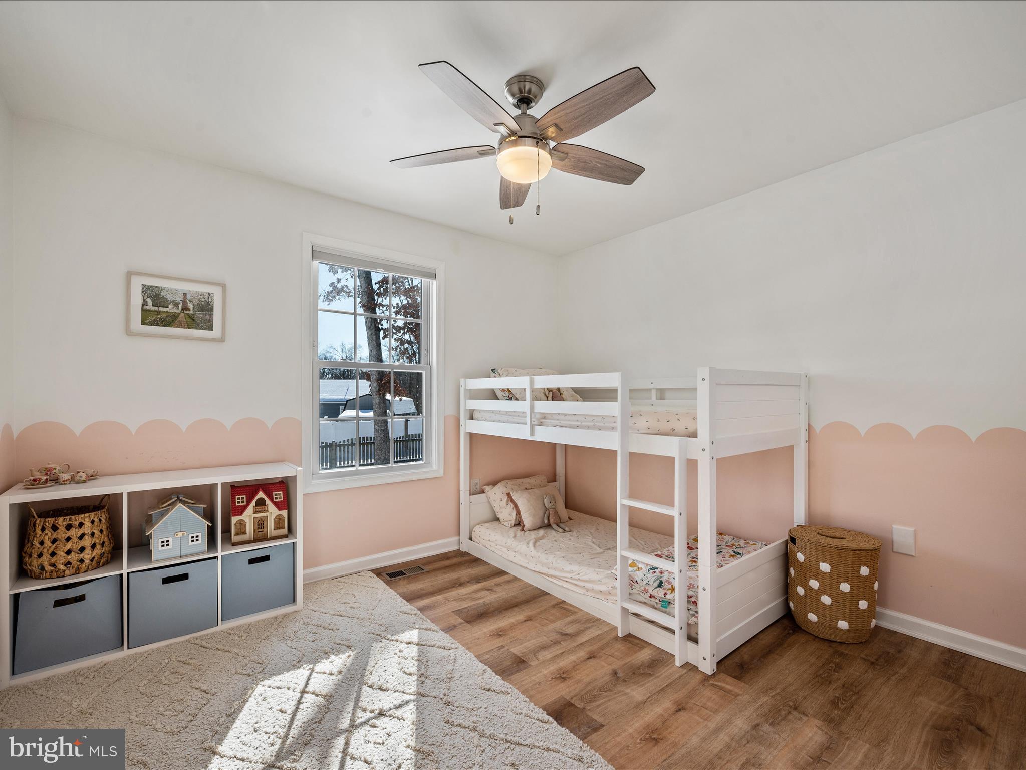 MIDDLE CREEK MANOR - Residential