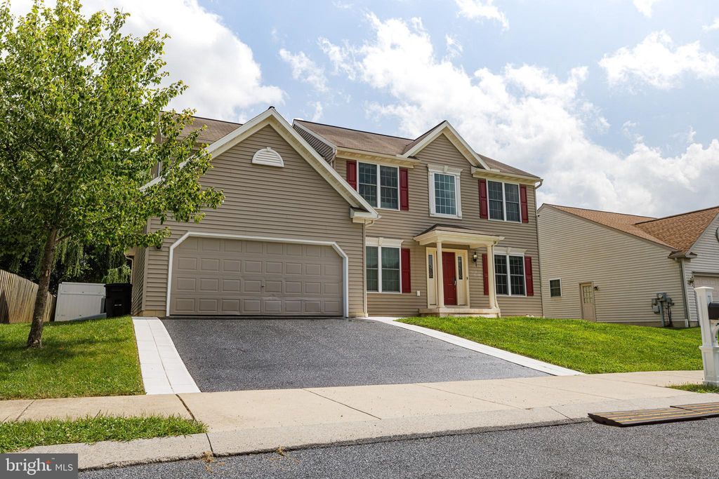 Photo of 52 Tyler Drive, Ephrata, PA 17522 (MLS # PALA2053530)