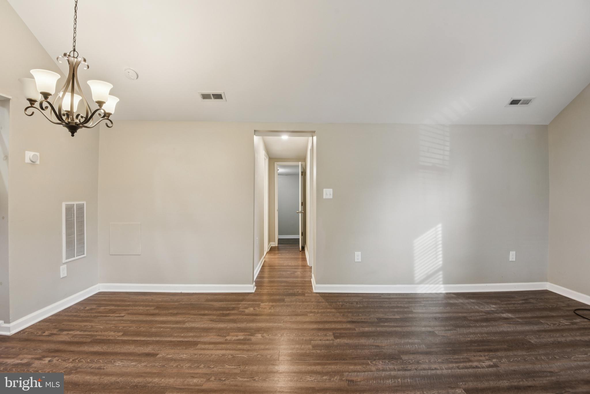 SAINT DENNIS - Residential