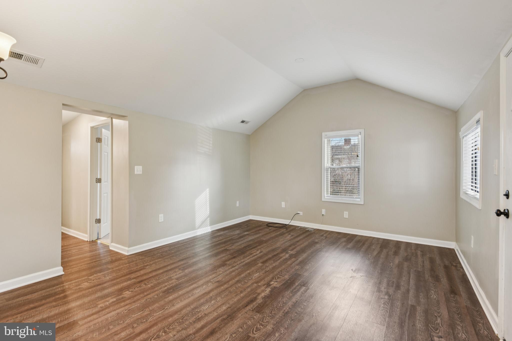 SAINT DENNIS - Residential