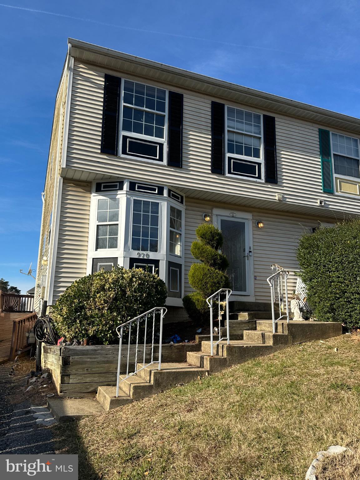 970 CENTRAL HILLS LANE