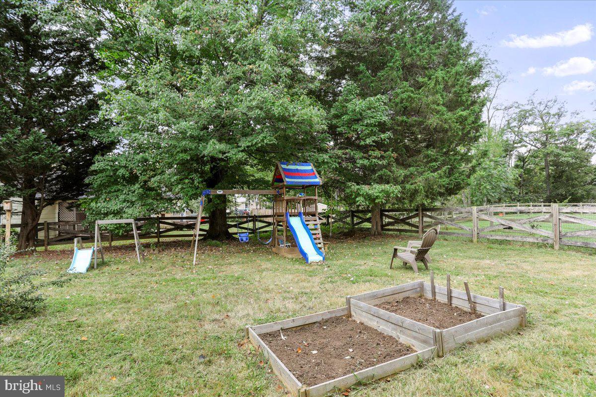 TUSCAWILLA HILLS - Residential