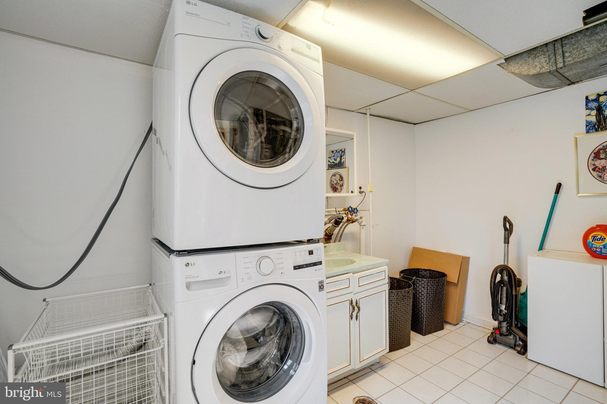 INDIAN RUN PARK - Residential