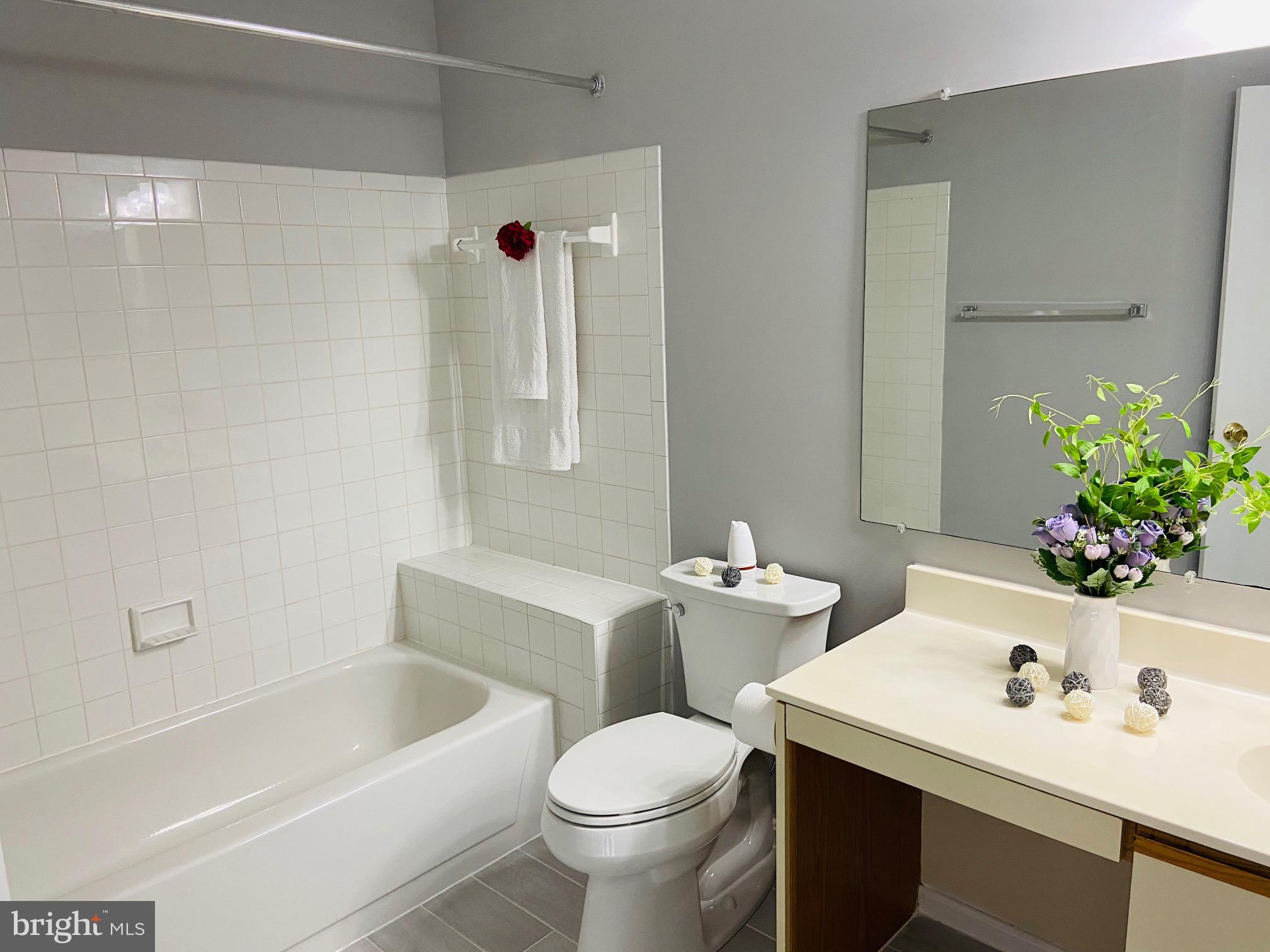 CHAPEL COVE - Residential