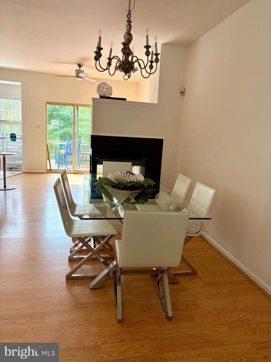 ASHBURN VILLAGE - Residential