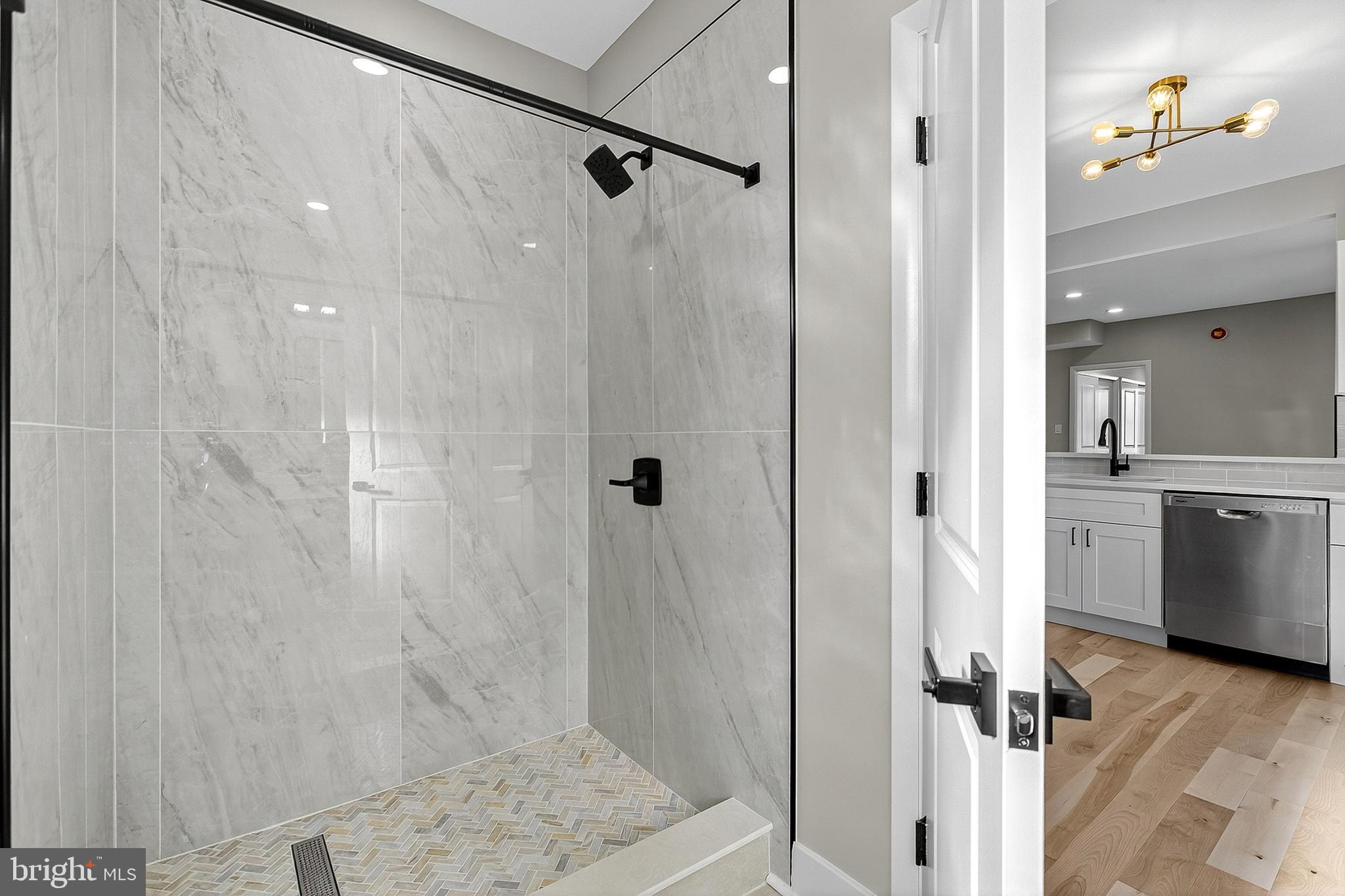 PASSYUNK SQUARE - Residential Lease