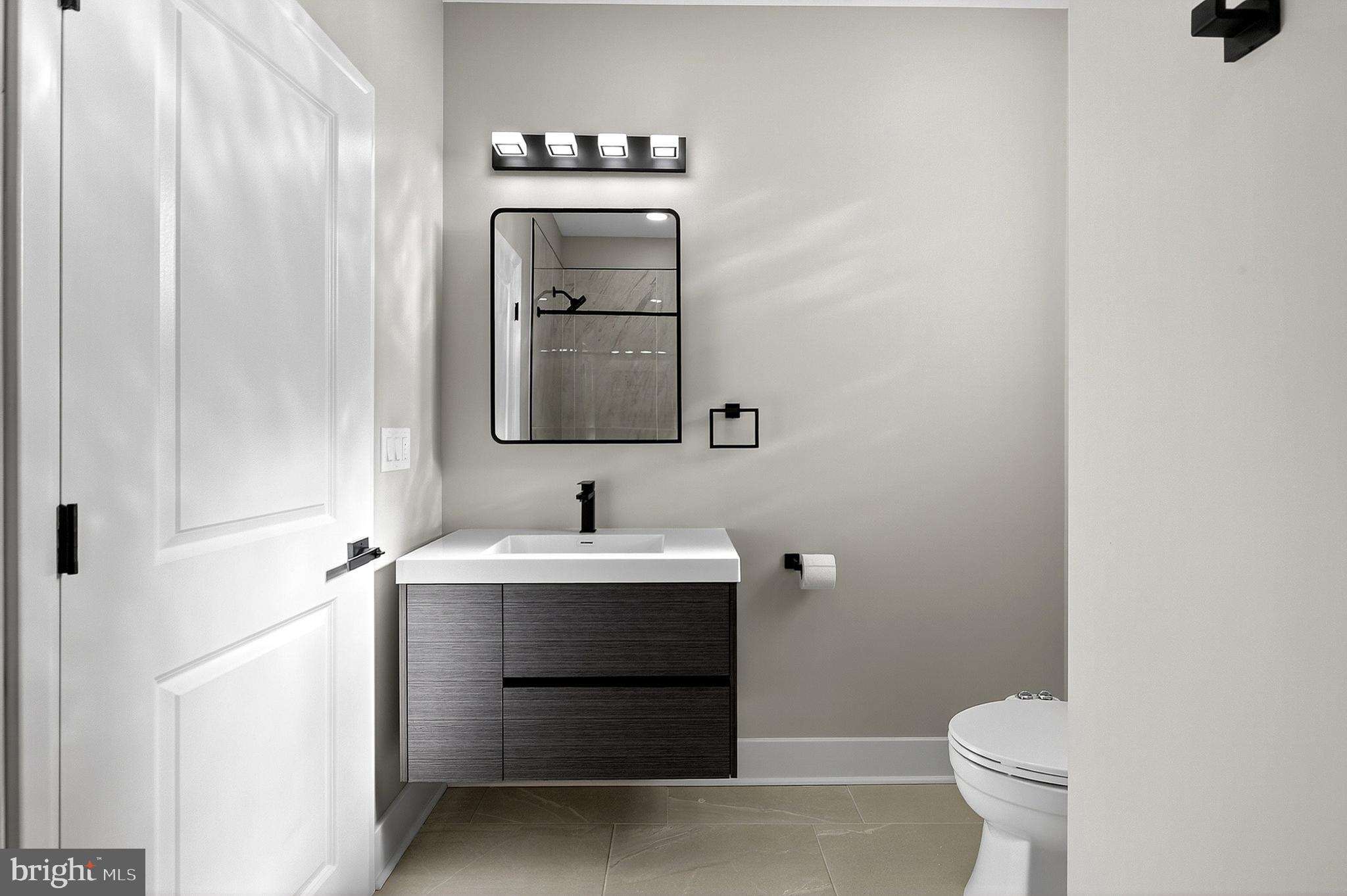 PASSYUNK SQUARE - Residential Lease